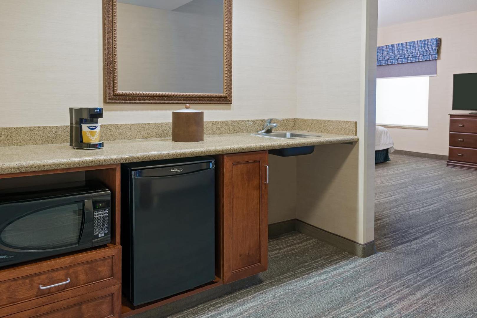 Hampton Inn Springfield South Enfield