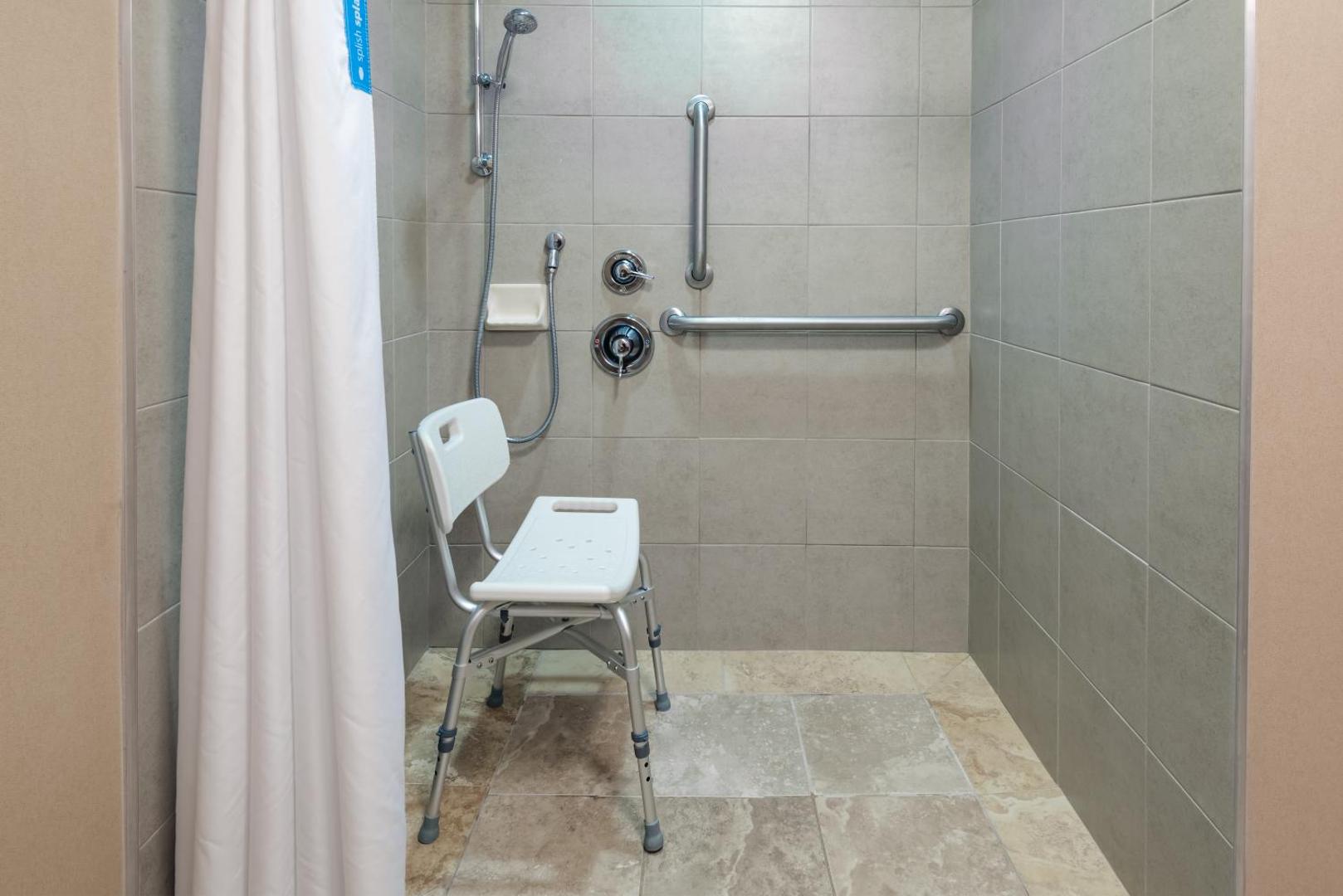 Hampton Inn Springfield South Enfield