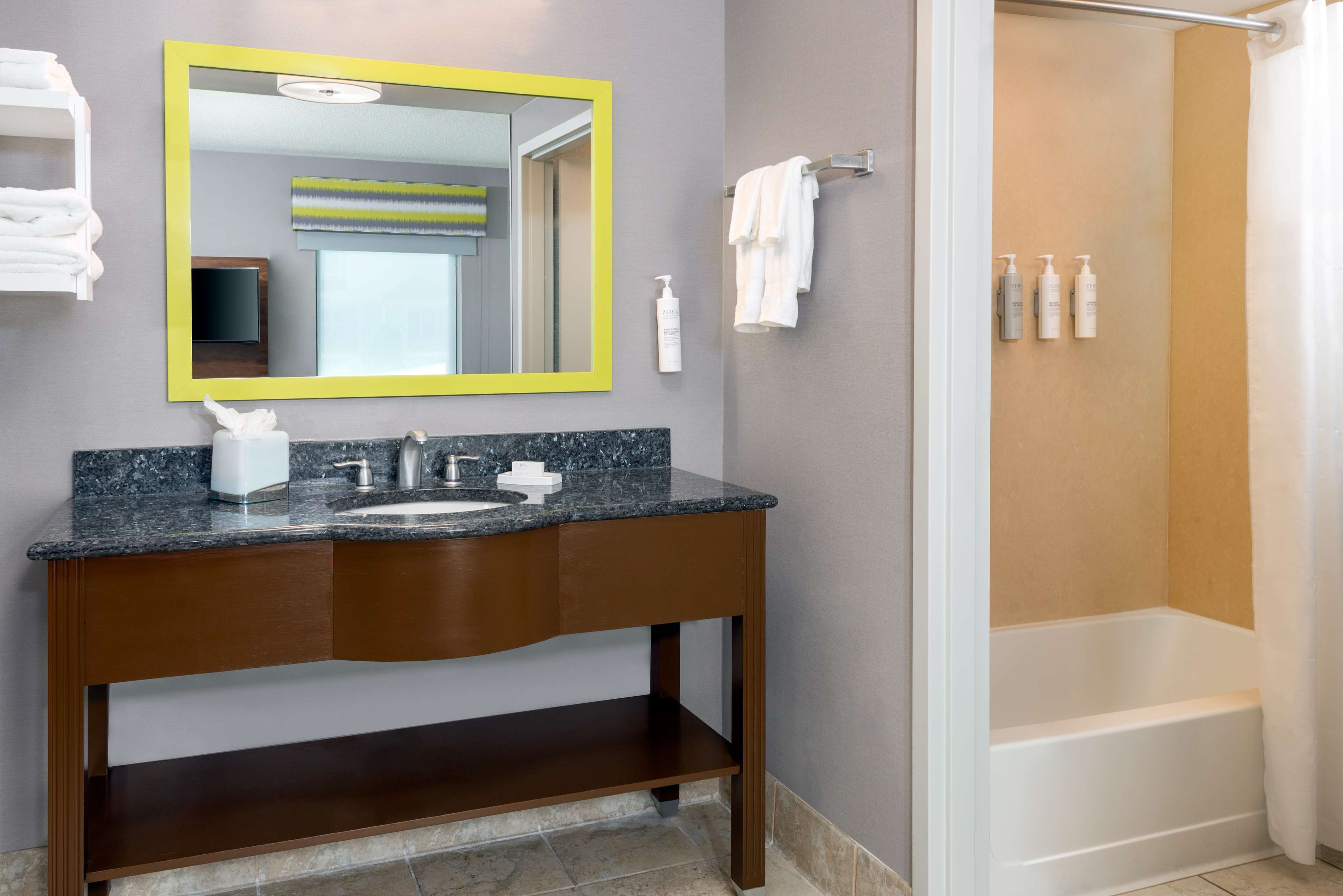 Hampton Inn and Suites Hartford/Farmington Hampton Inn and Suites Hartford/Farmington