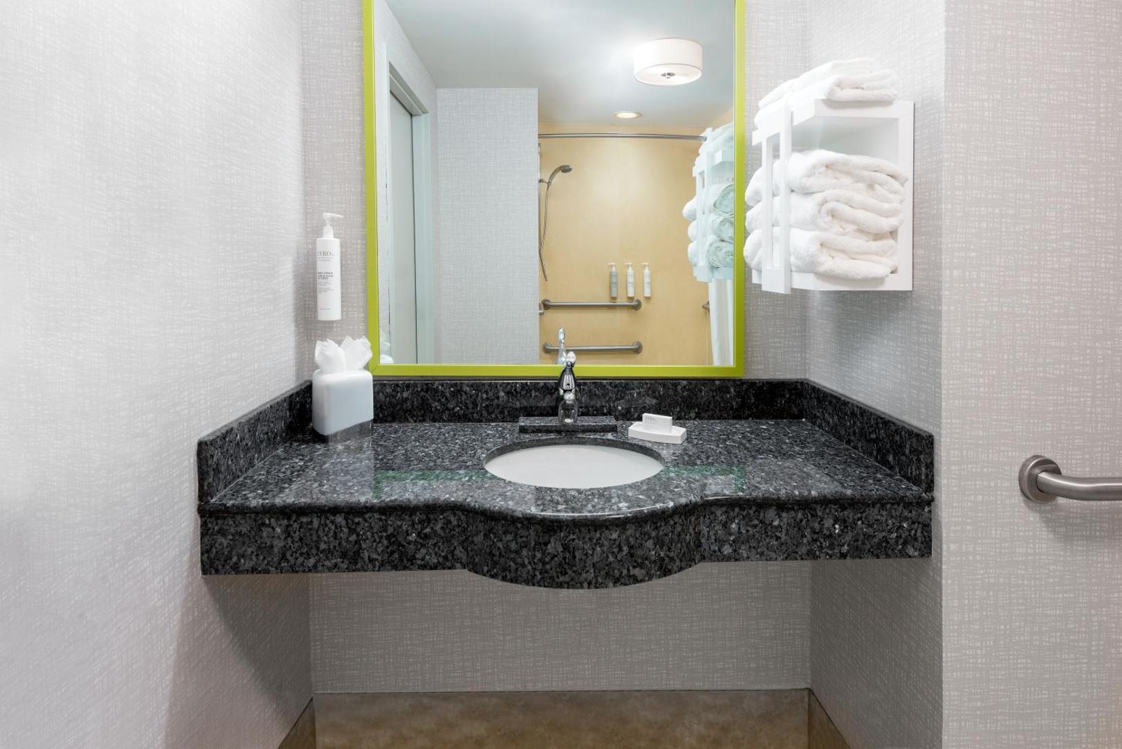 Hampton Inn and Suites Hartford/Farmington Hampton Inn and Suites Hartford/Farmington