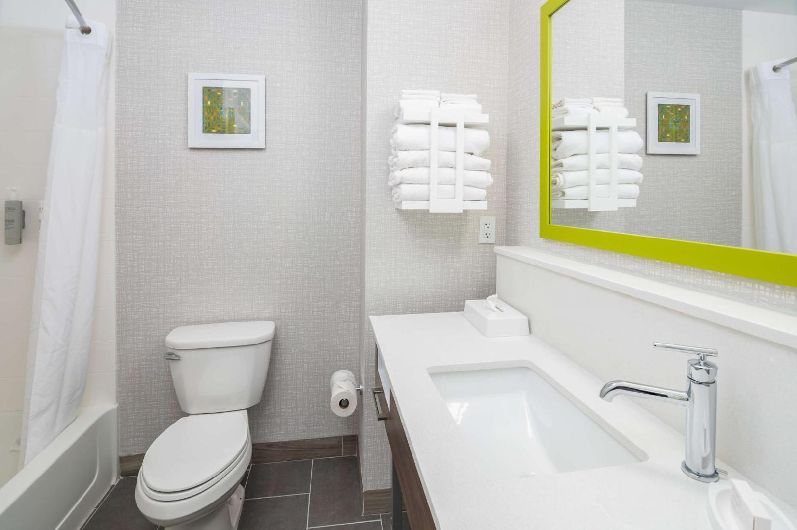 Hampton Inn & Suites Hartford Manchester Hampton Inn & Suites Hartford Manchester