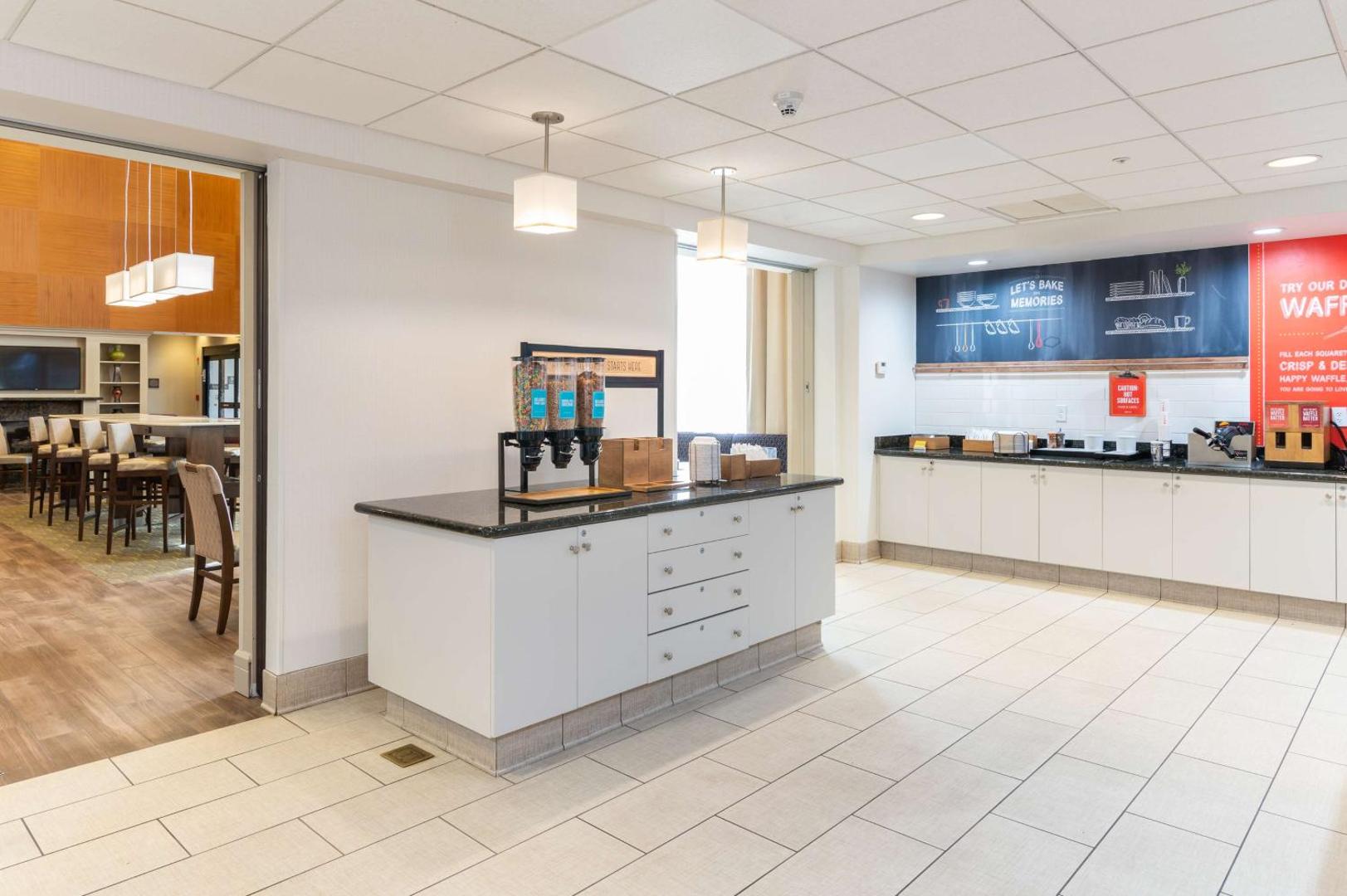Hampton Inn & Suites Hartford Manchester Hampton Inn & Suites Hartford Manchester
