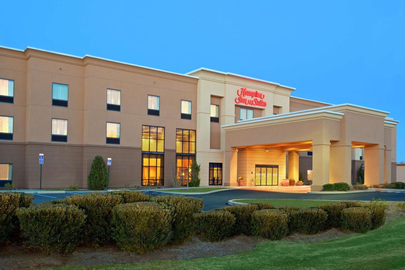 Hampton Inn & Suites Hartford Manchester Hampton Inn & Suites Hartford Manchester
