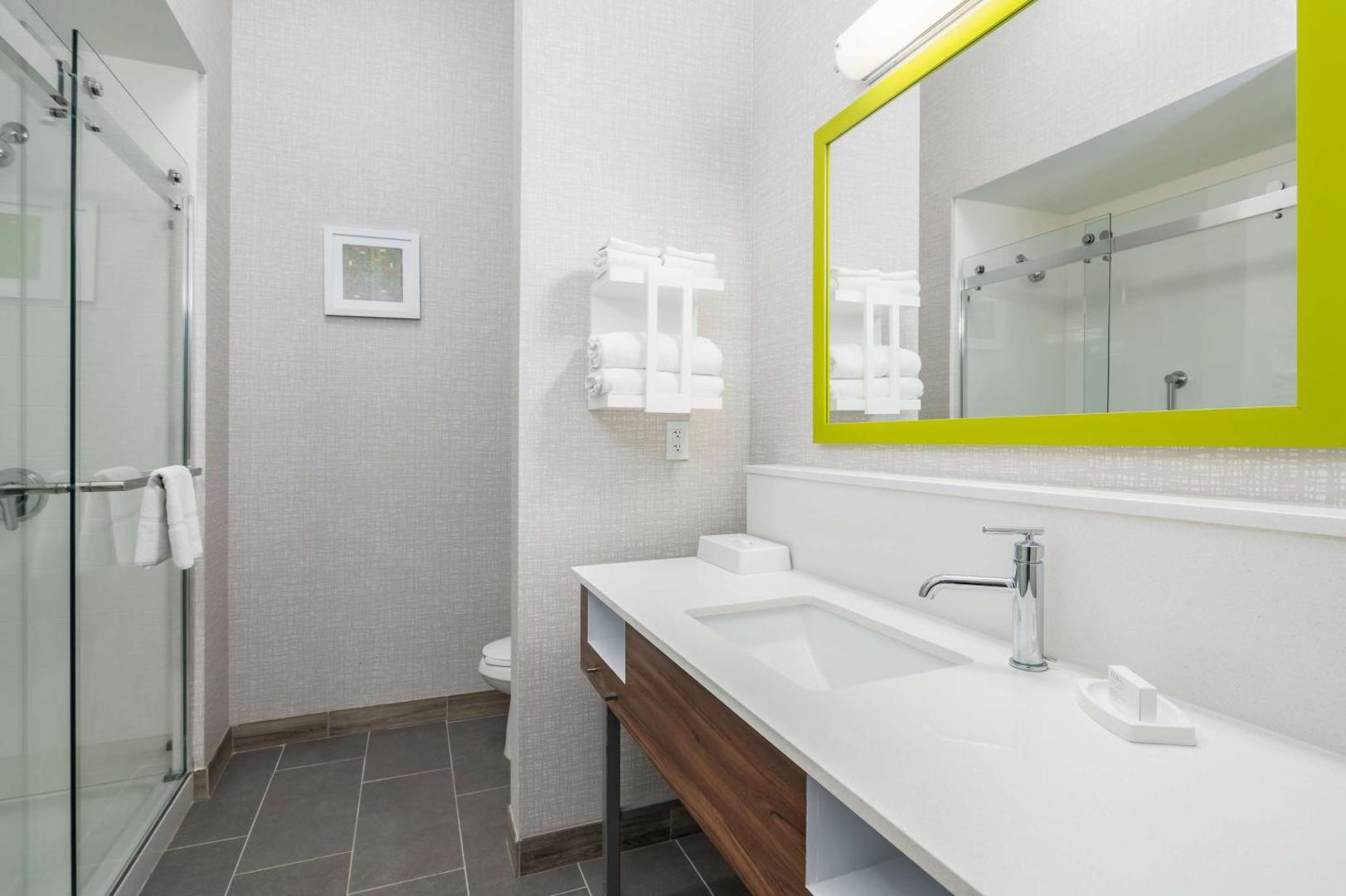 Hampton Inn & Suites Hartford Manchester Hampton Inn & Suites Hartford Manchester