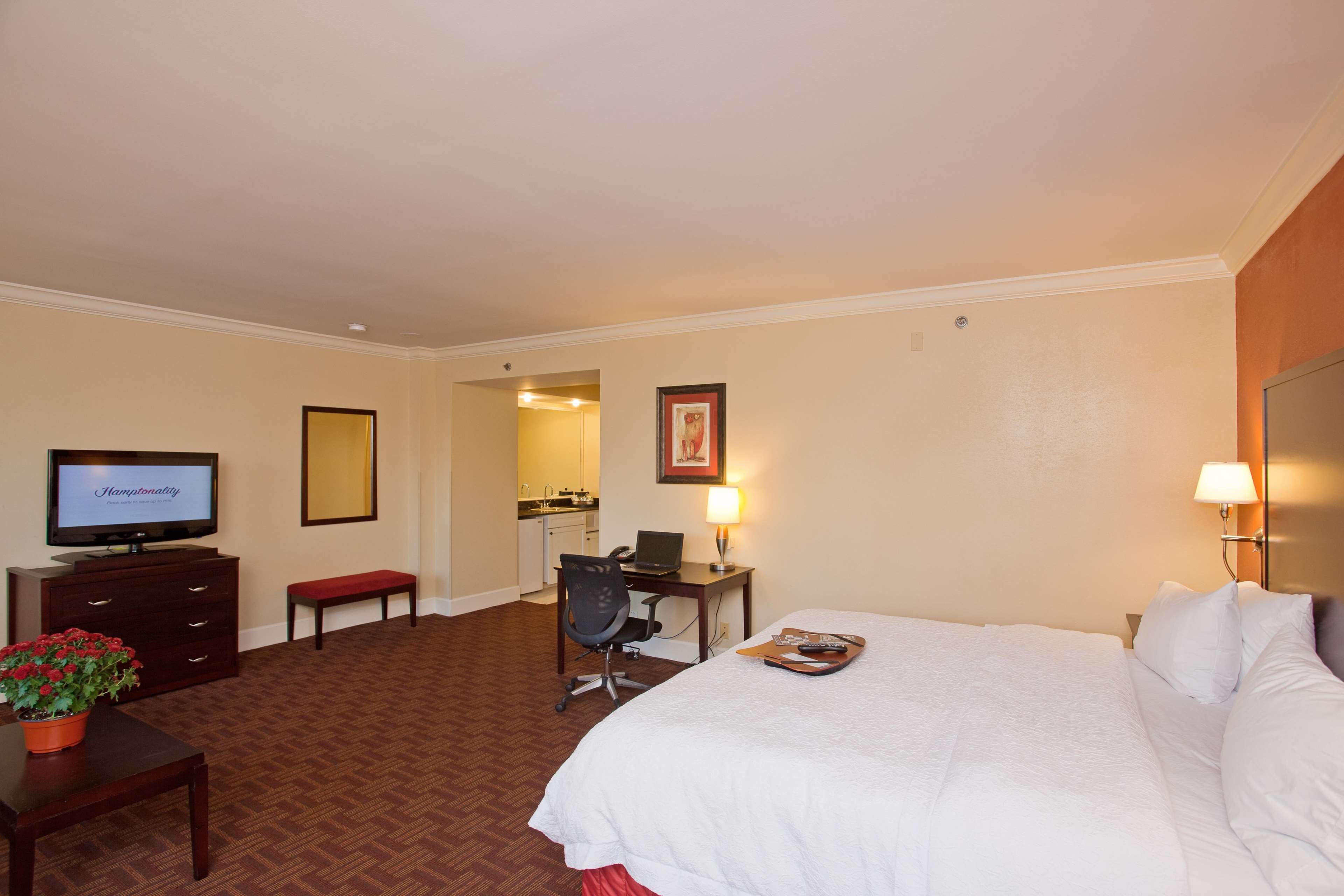 Hampton Inn & Suites Stamford Hampton Inn & Suites Stamford