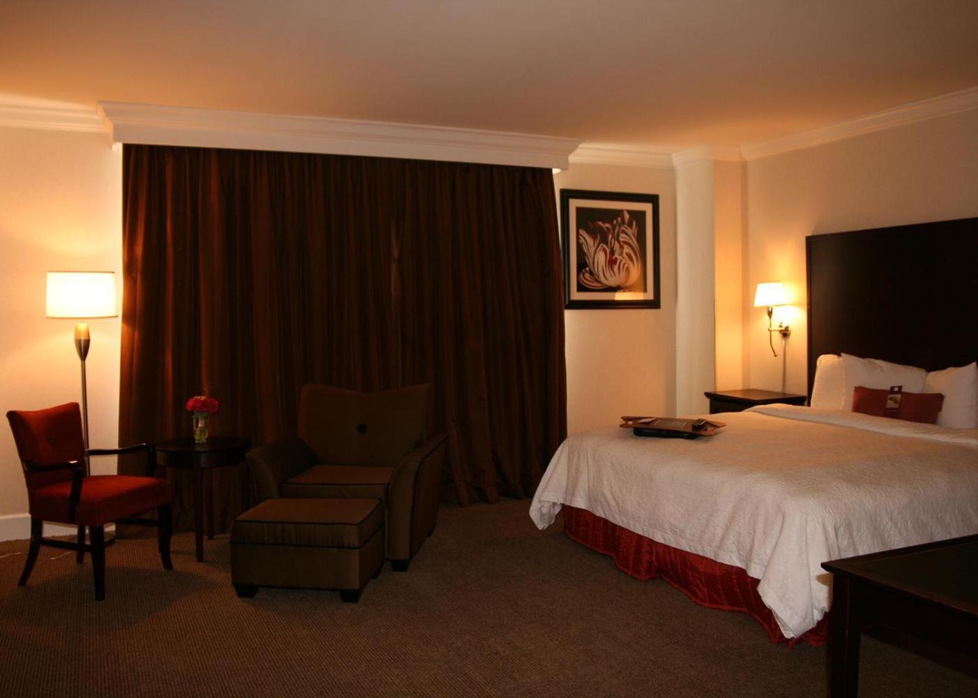 Hampton Inn & Suites Stamford Hampton Inn & Suites Stamford