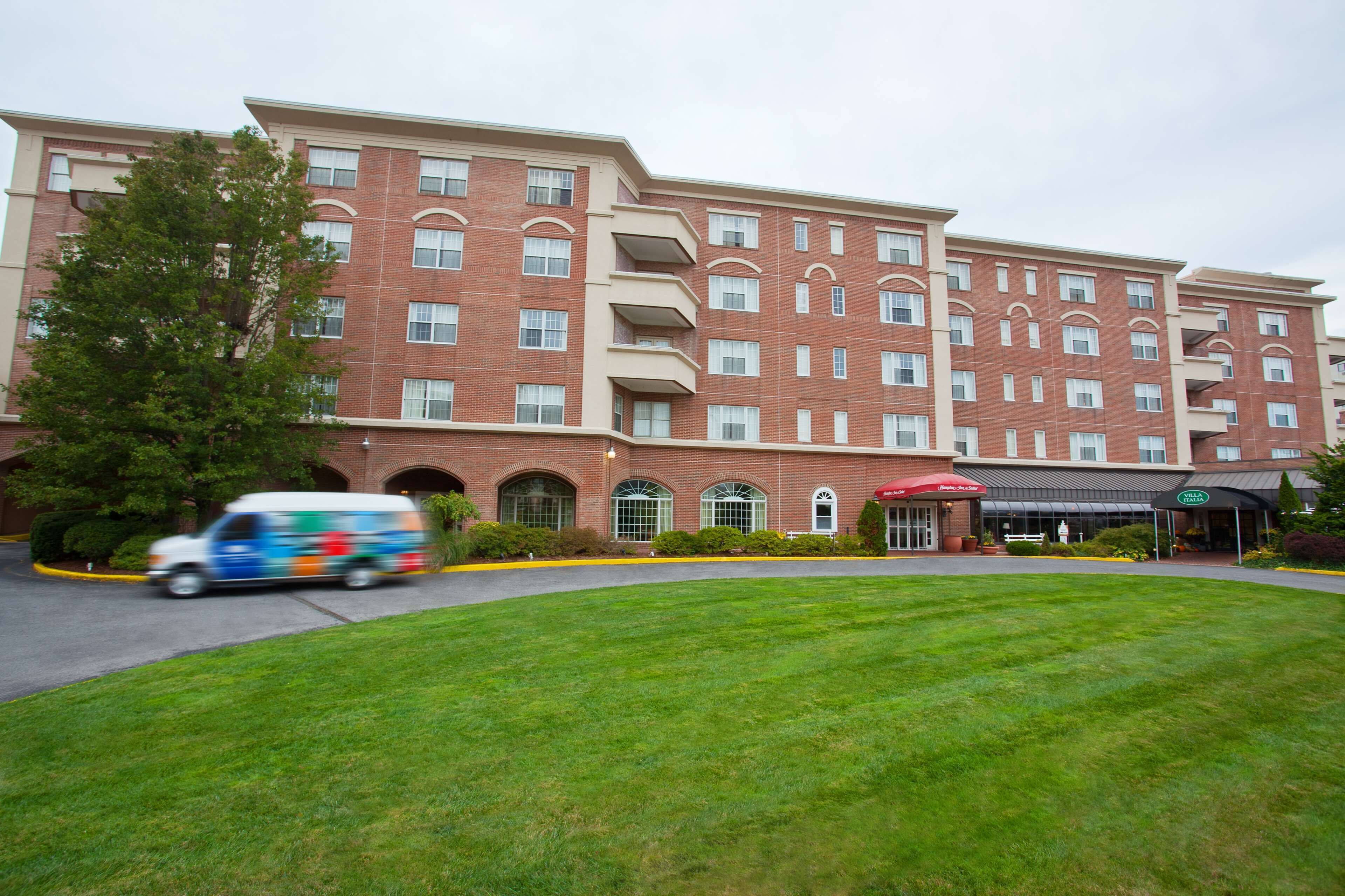 Hampton Inn & Suites Stamford Hampton Inn & Suites Stamford