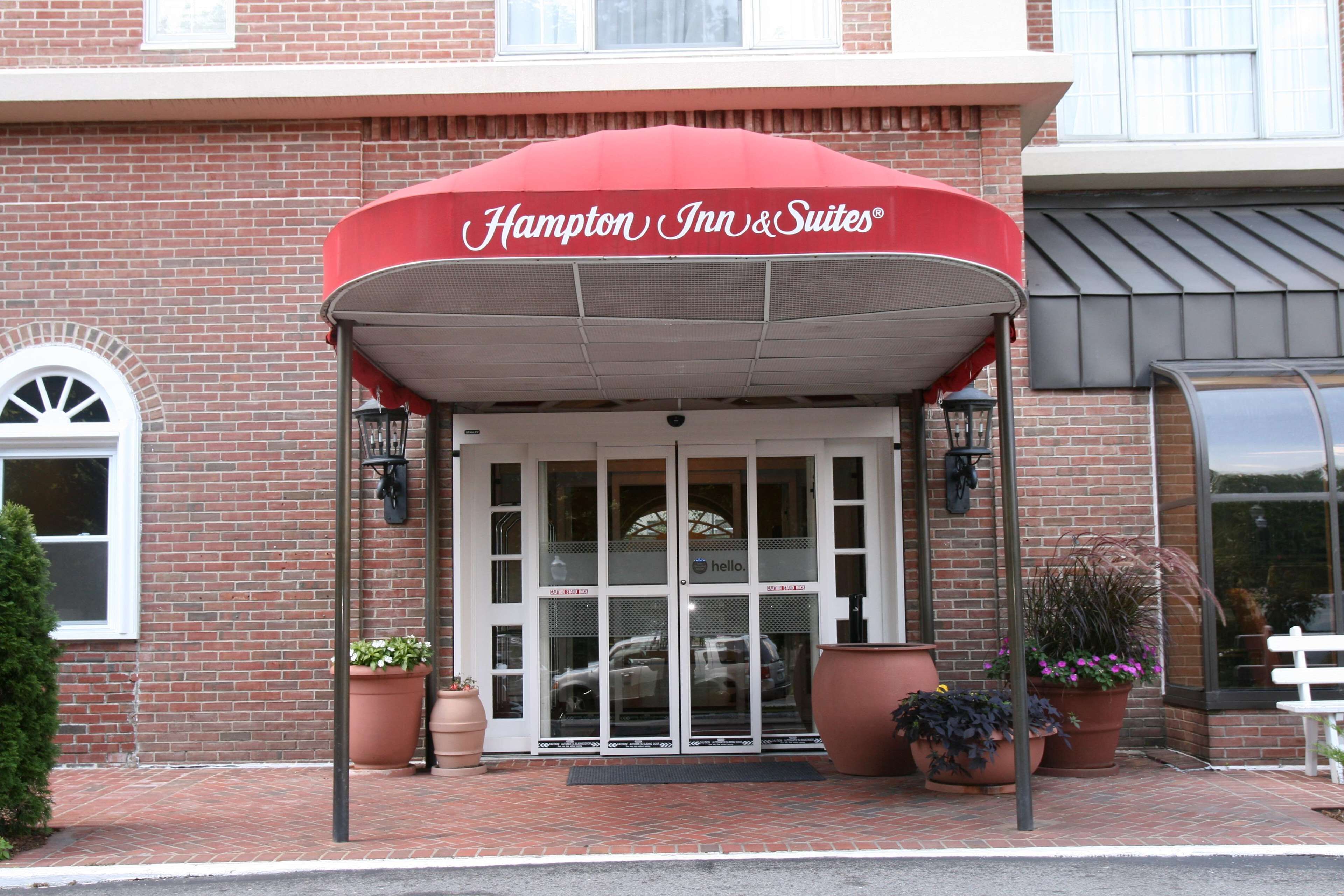 Hampton Inn & Suites Stamford Hampton Inn & Suites Stamford