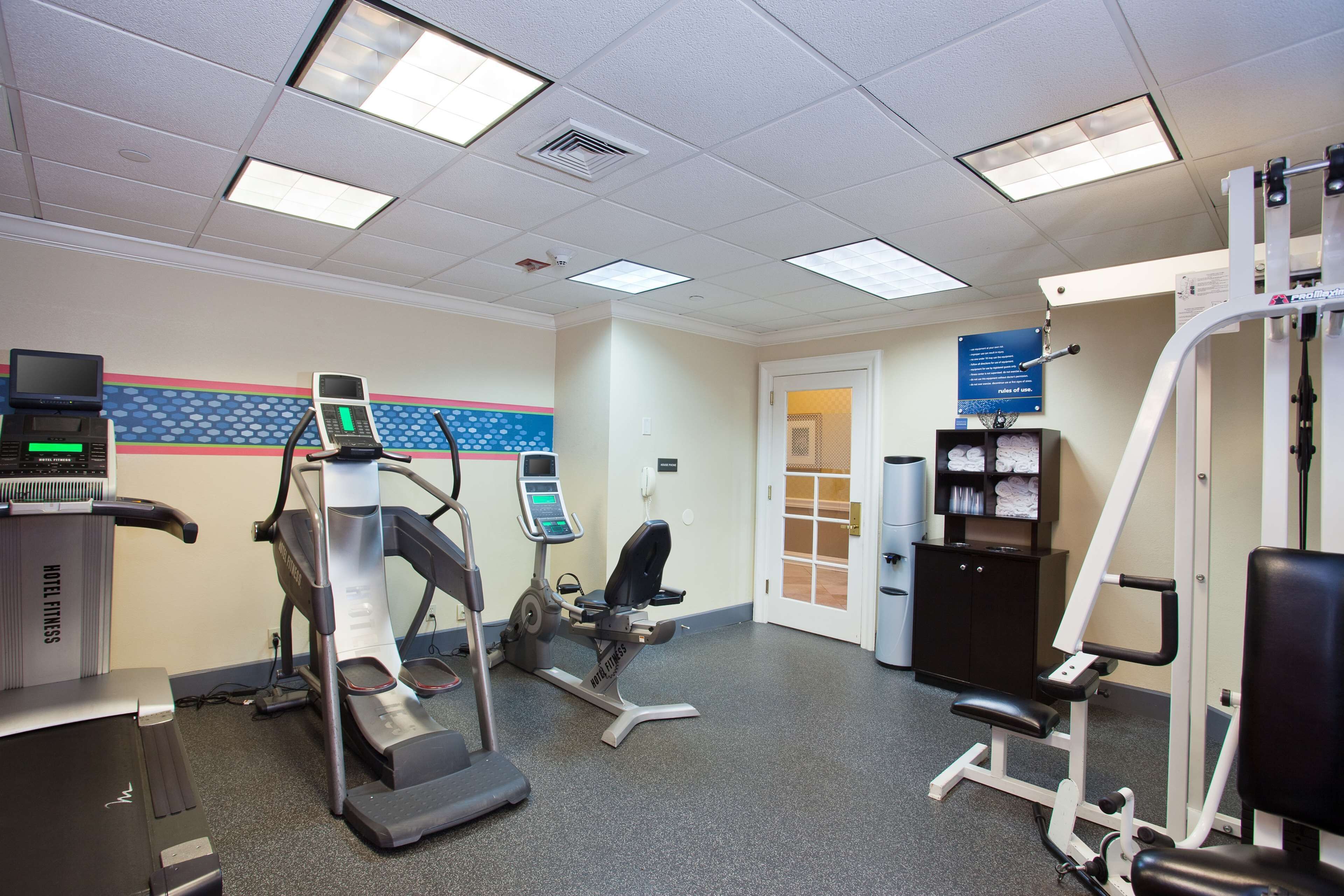 Hampton Inn & Suites Stamford Hampton Inn & Suites Stamford