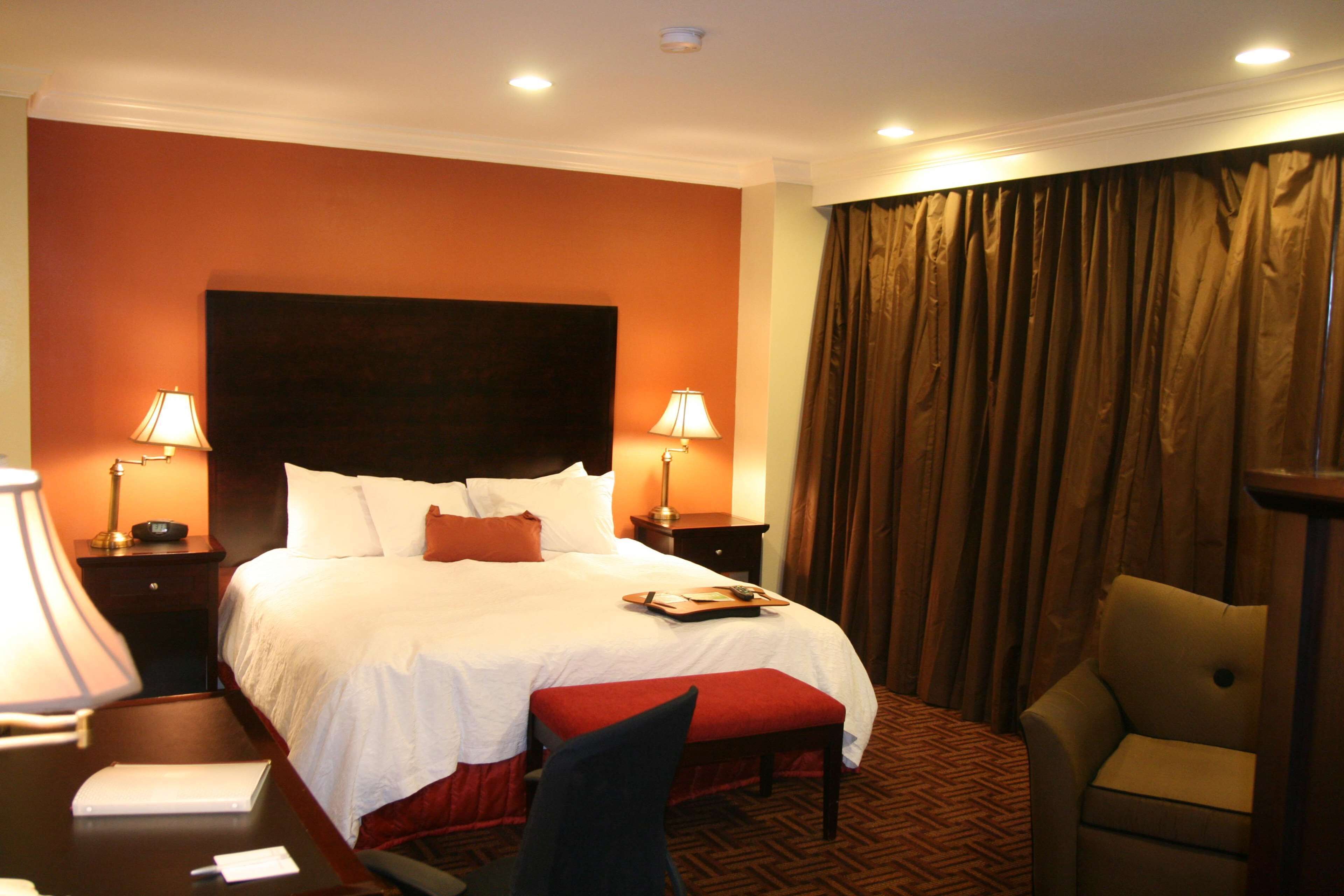 Hampton Inn & Suites Stamford Hampton Inn & Suites Stamford
