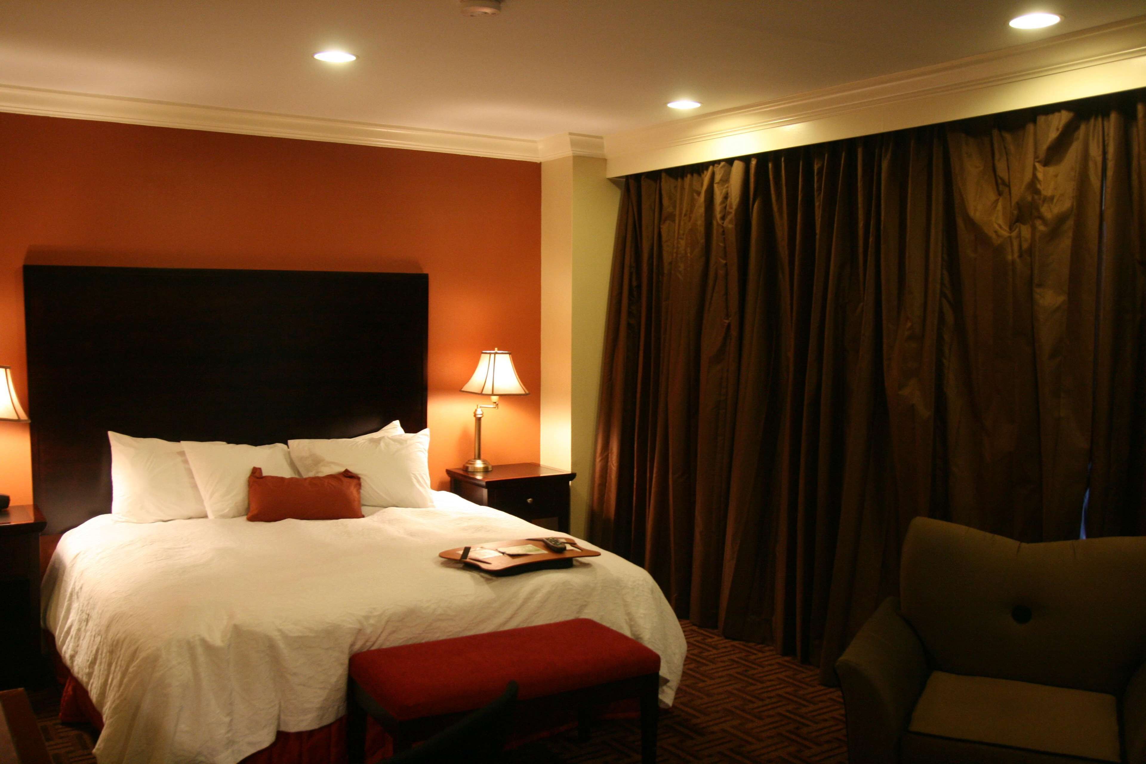 Hampton Inn & Suites Stamford Hampton Inn & Suites Stamford