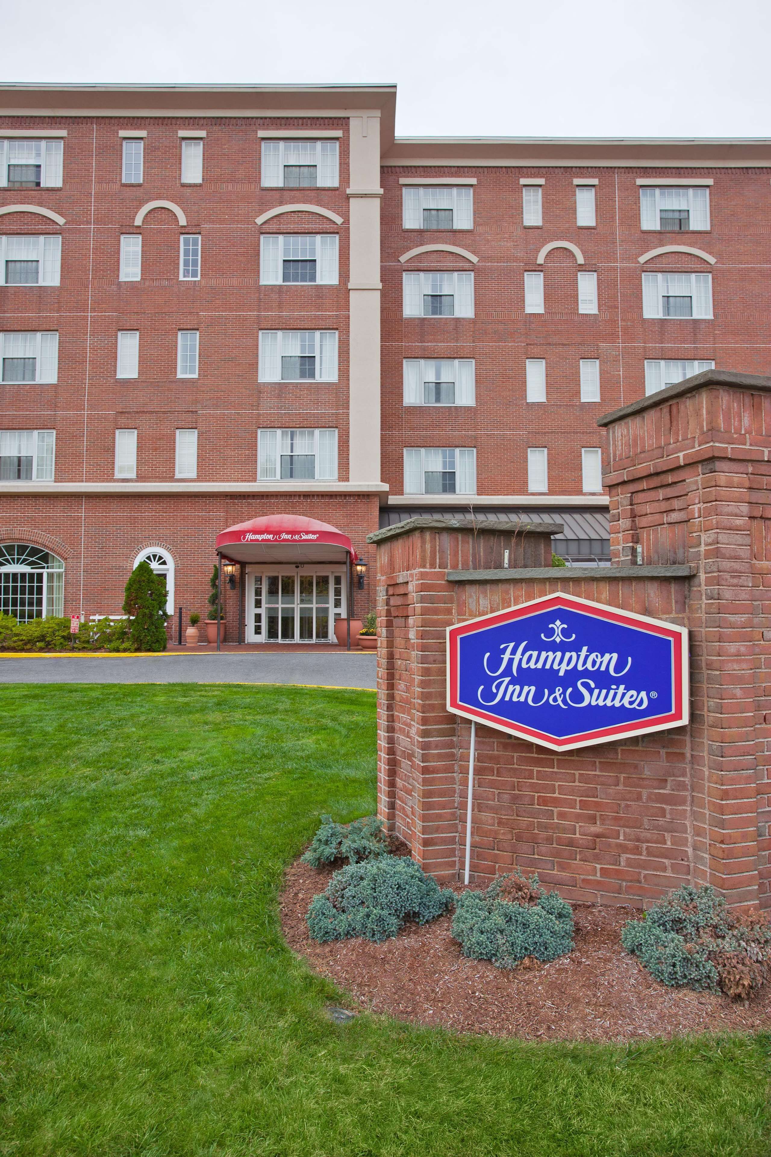 Hampton Inn & Suites Stamford Hampton Inn & Suites Stamford