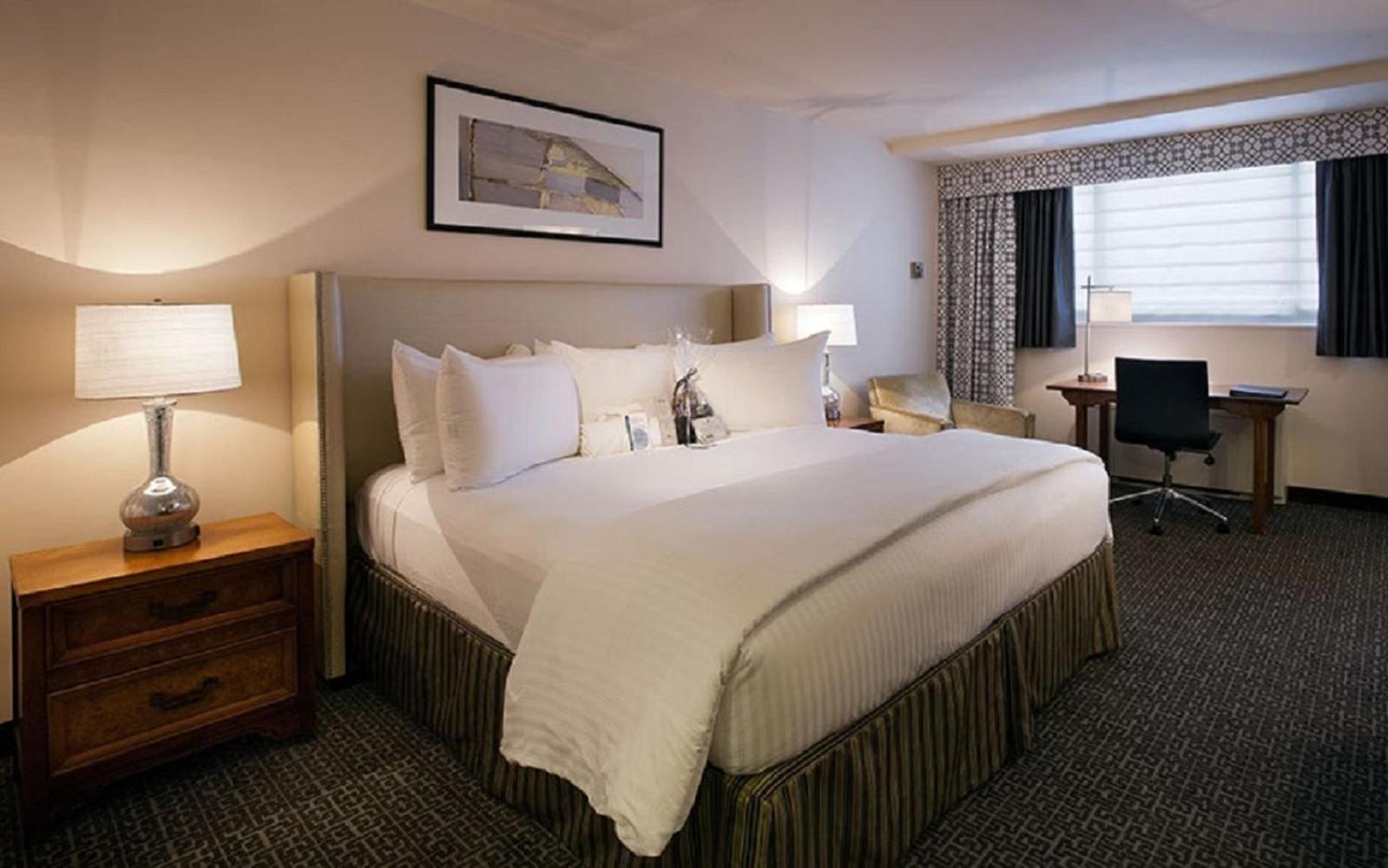 State Plaza Hotel State Plaza Hotel