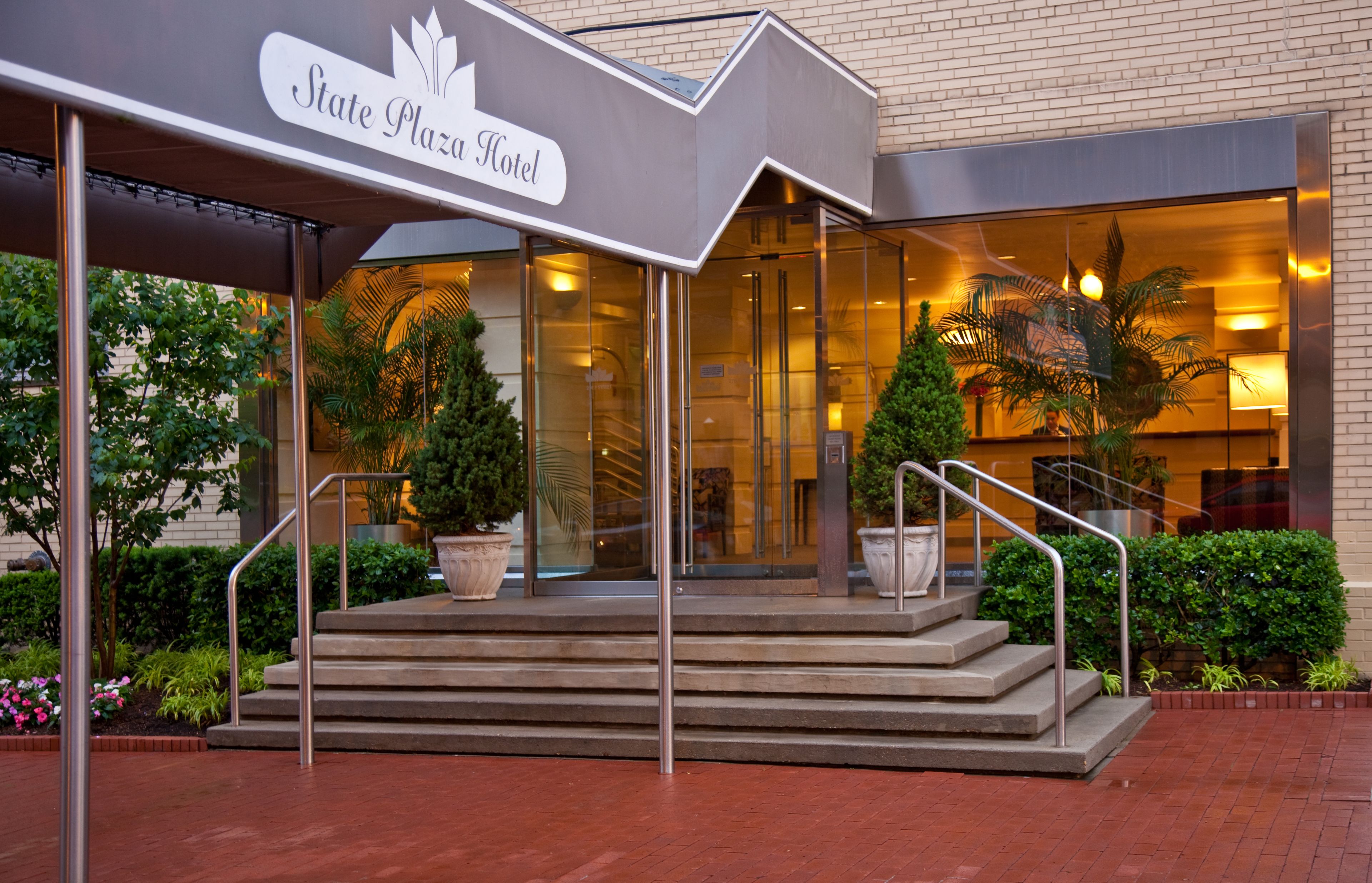 State Plaza Hotel State Plaza Hotel
