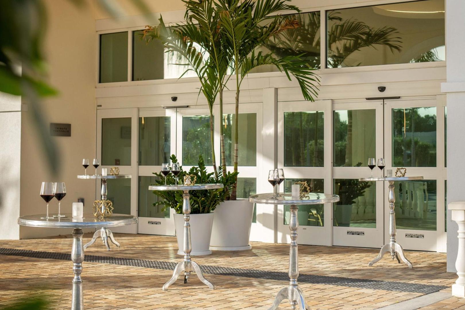 The Karol Hotel, St. Petersburg Clearwater, a Tribute Portfolio Hotel The Karol Hotel, St. Petersburg Clearwater, a Tribute Portfolio Hotel