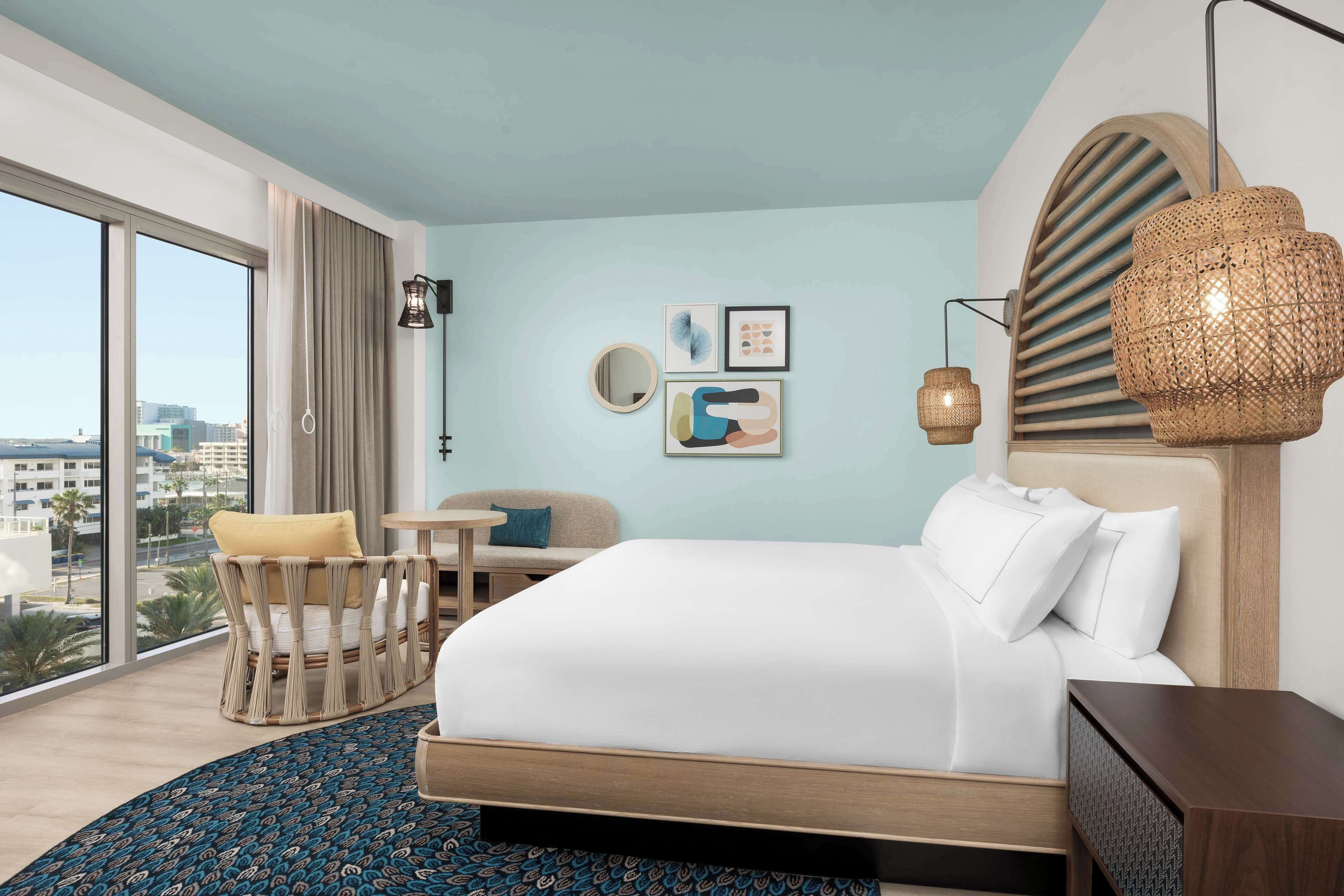 The Hiatus Clearwater Beach, Curio Collection by Hilton The Hiatus Clearwater Beach, Curio Collection by Hilton