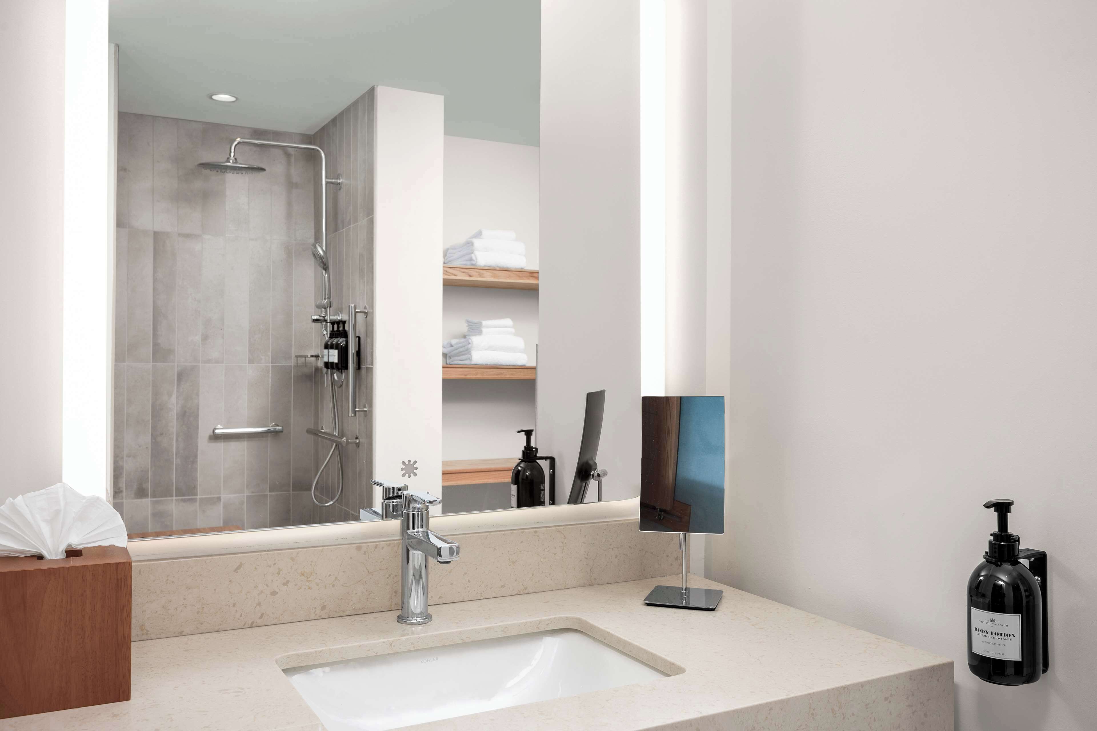 The Hiatus Clearwater Beach, Curio Collection by Hilton The Hiatus Clearwater Beach, Curio Collection by Hilton