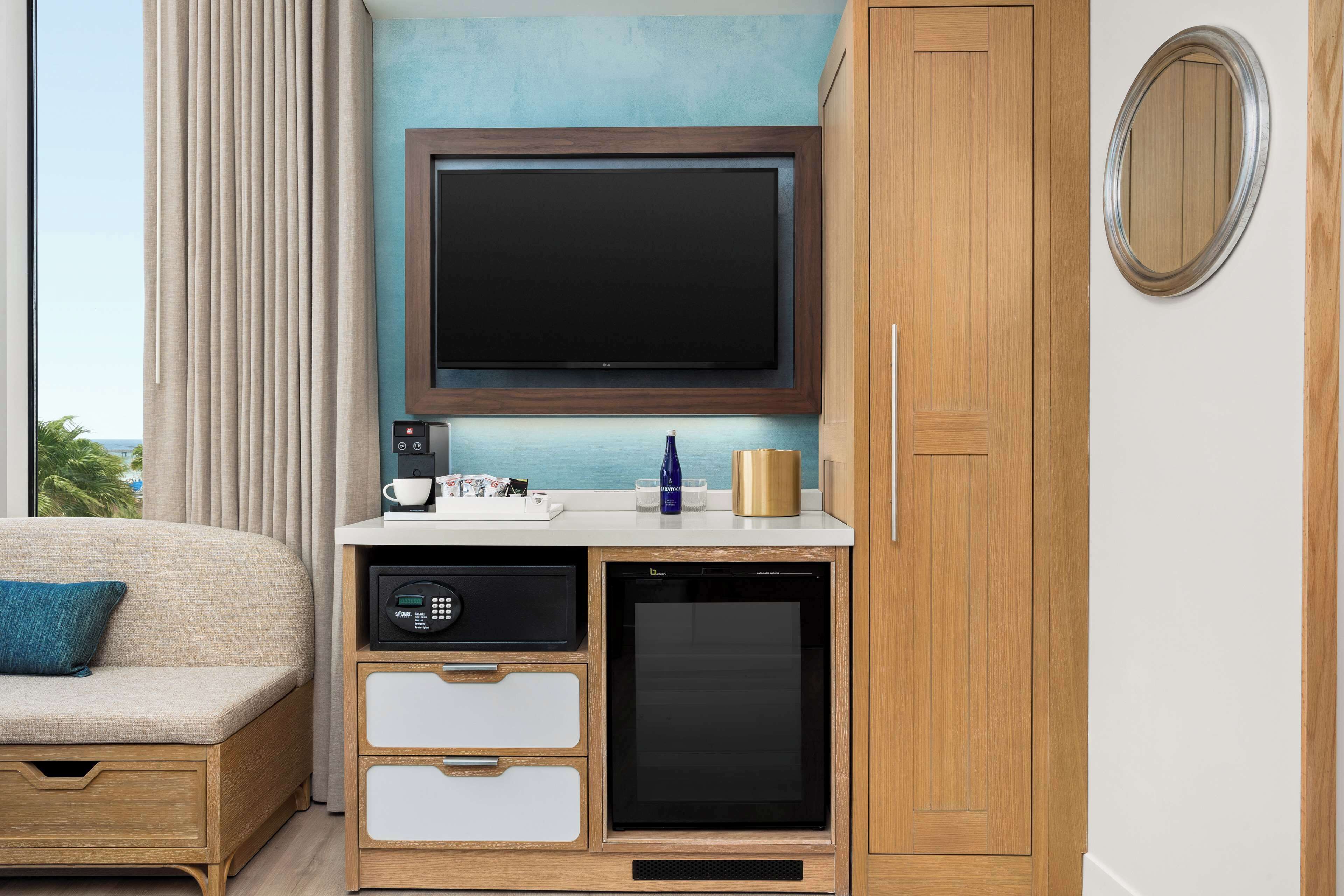 The Hiatus Clearwater Beach, Curio Collection by Hilton The Hiatus Clearwater Beach, Curio Collection by Hilton