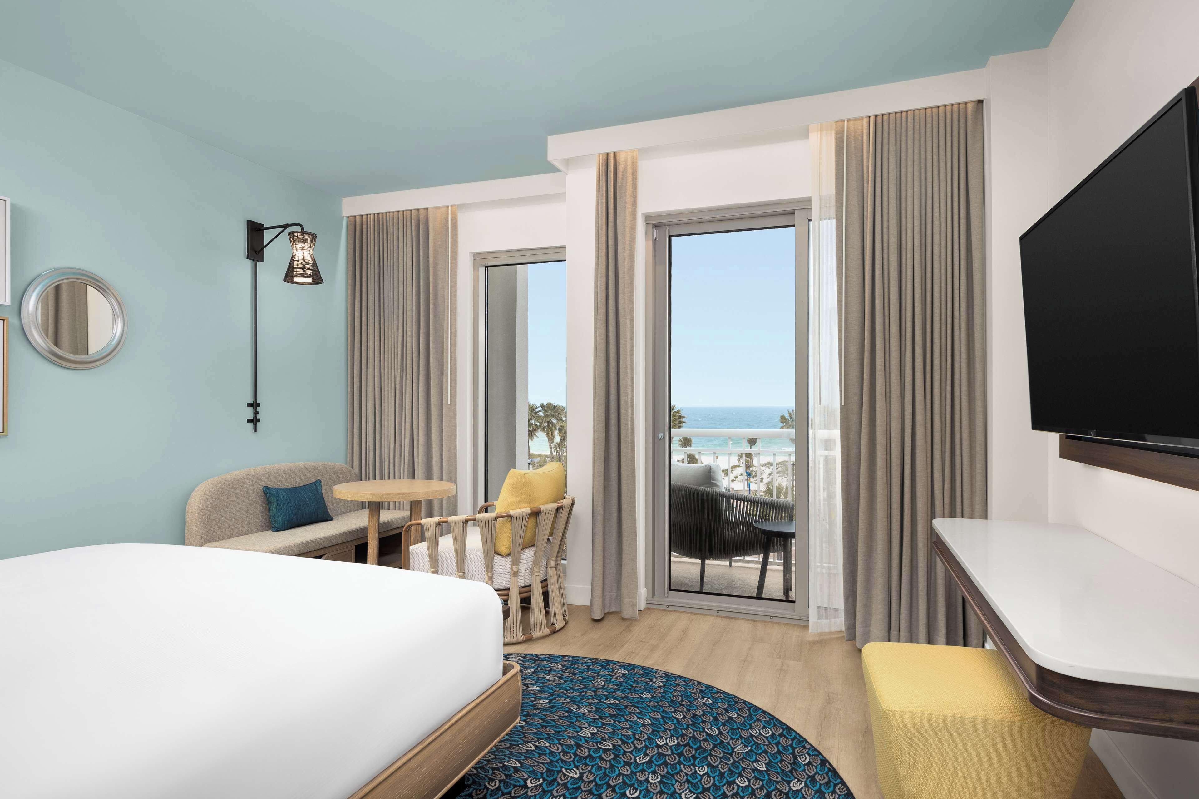 The Hiatus Clearwater Beach, Curio Collection by Hilton The Hiatus Clearwater Beach, Curio Collection by Hilton