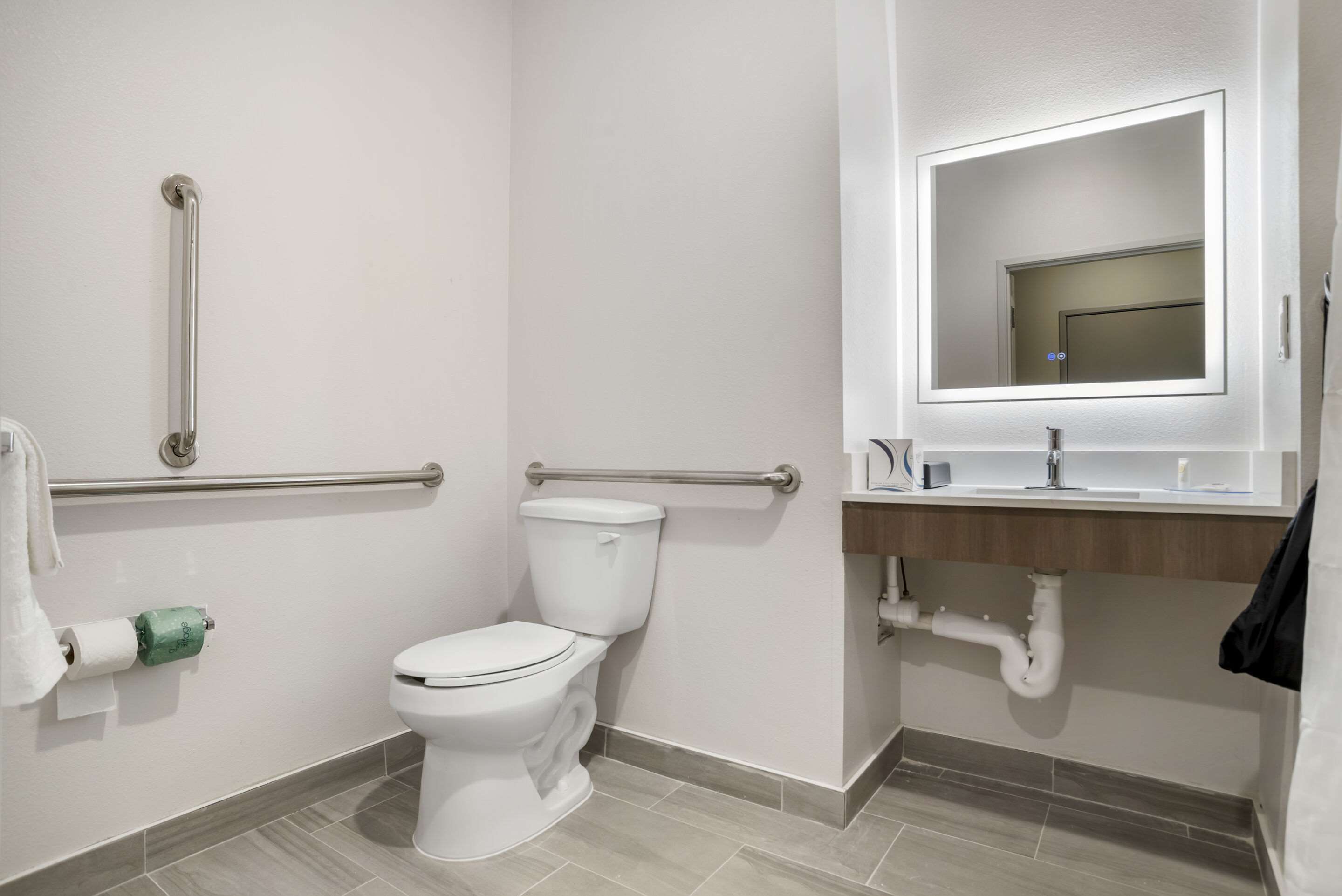 Comfort Inn & Suites Comfort Inn & Suites