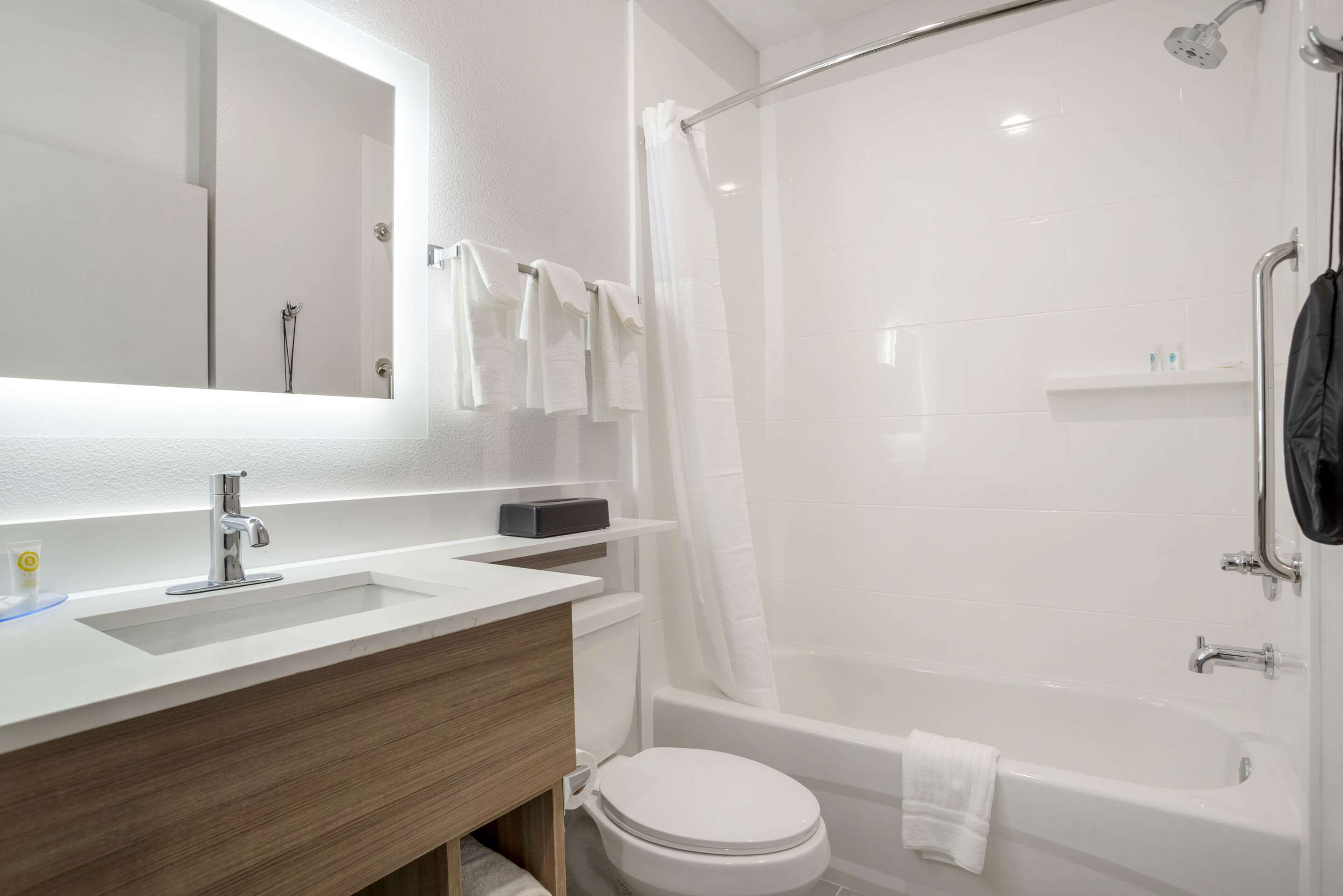 Comfort Inn & Suites Comfort Inn & Suites