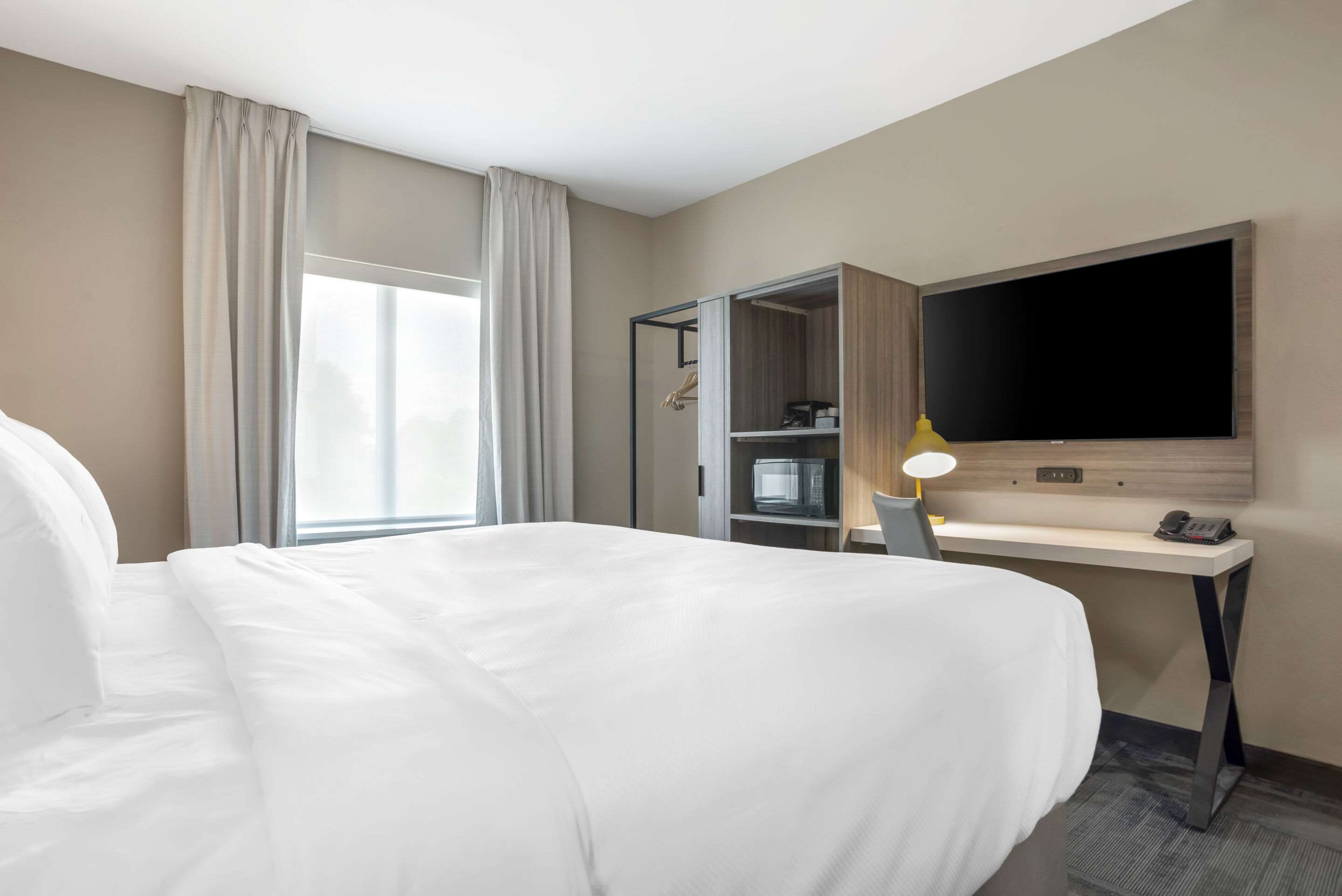 Comfort Inn & Suites Comfort Inn & Suites