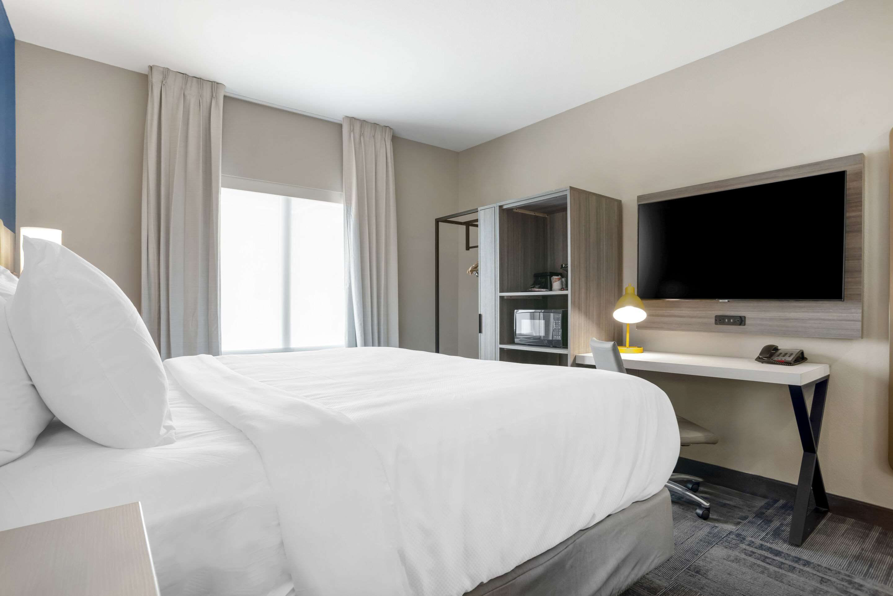 Comfort Inn & Suites Comfort Inn & Suites