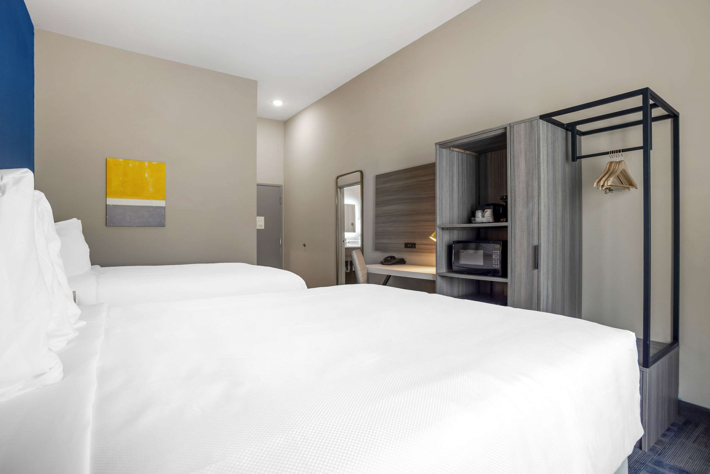 Comfort Inn & Suites Comfort Inn & Suites