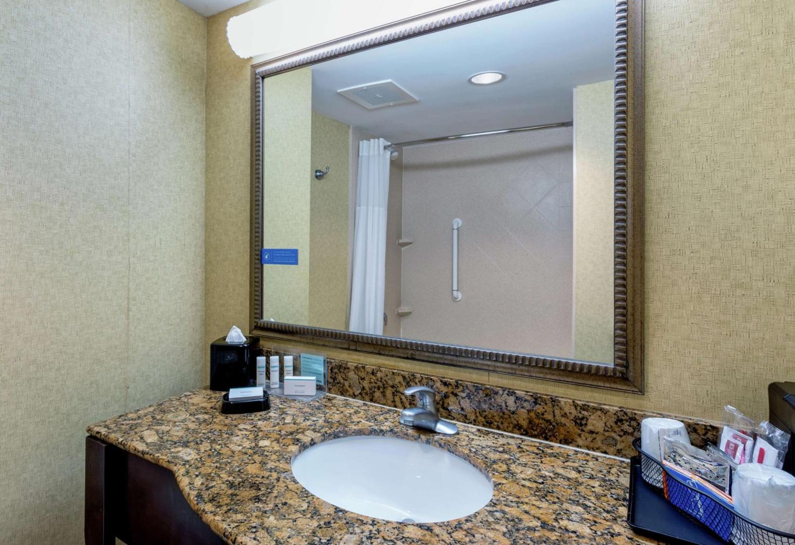 Hampton Inn & Suites Ft. Pierce Hampton Inn & Suites Ft. Pierce