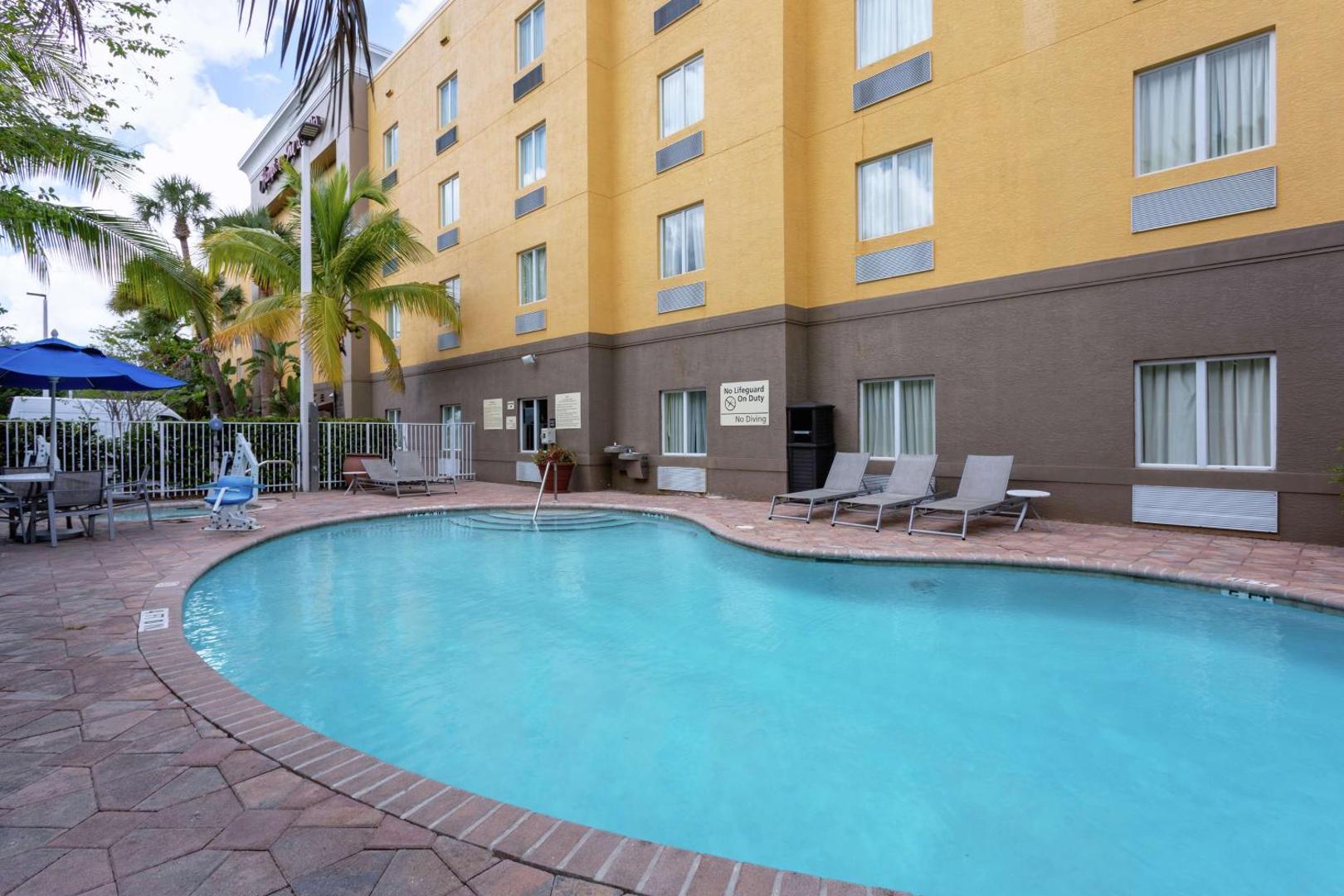Hampton Inn & Suites Ft. Pierce Hampton Inn & Suites Ft. Pierce