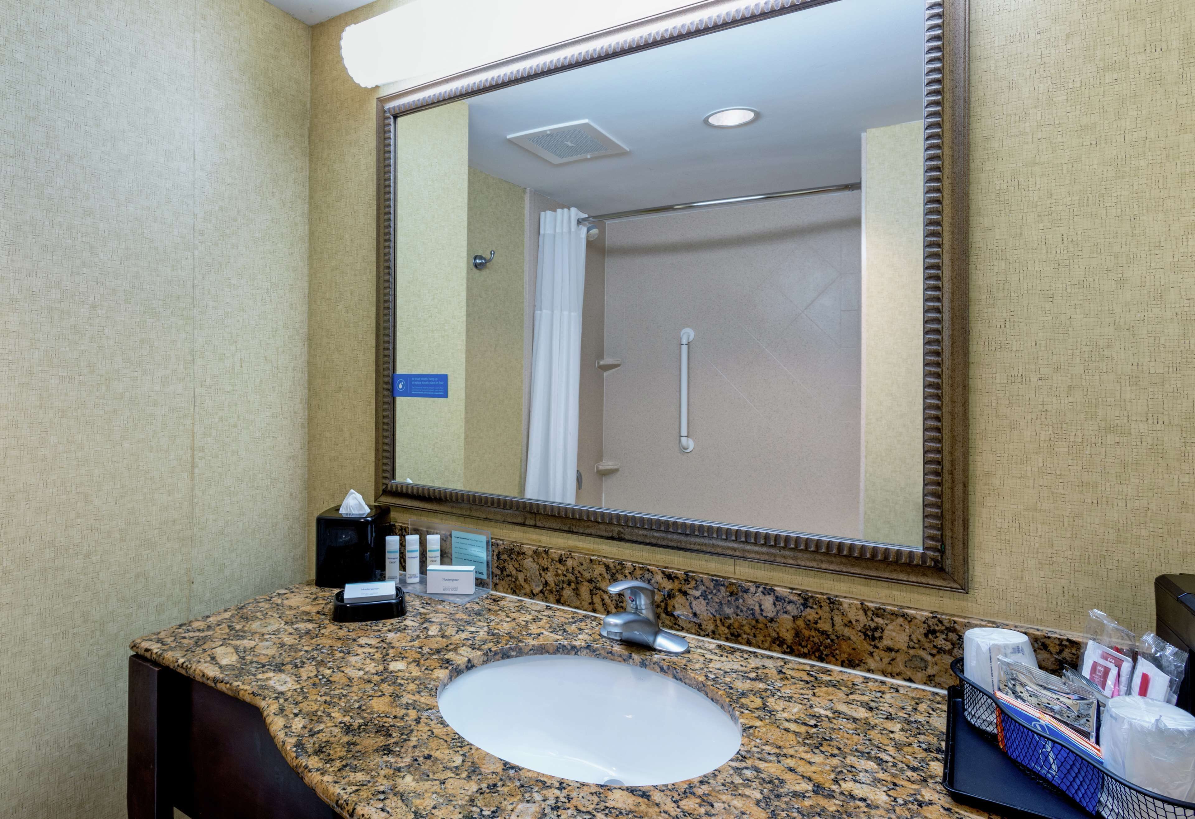 Hampton Inn & Suites Ft. Pierce Hampton Inn & Suites Ft. Pierce