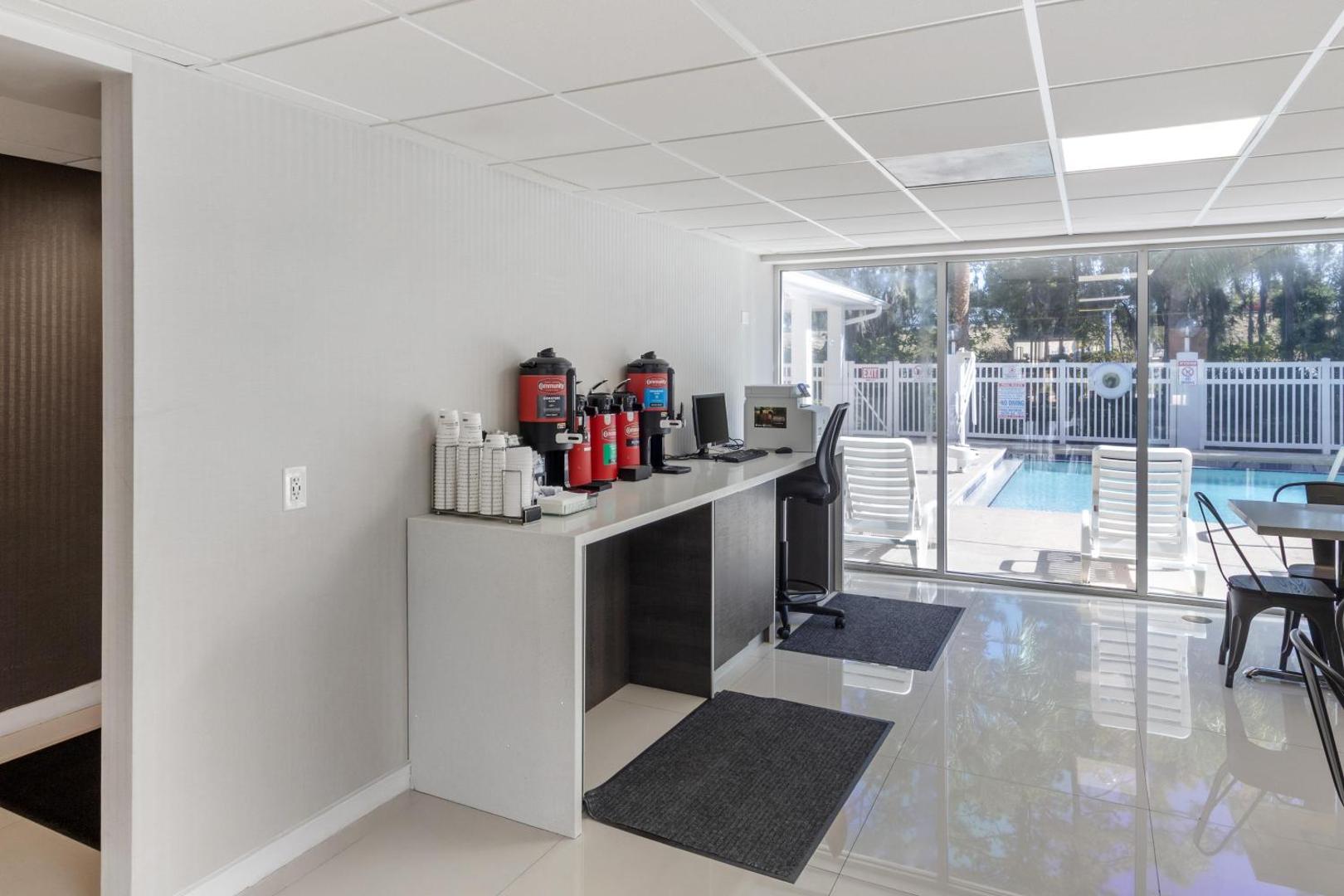 HOM Hotel Gainesville, SureStay Collection by Best Western HOM Hotel Gainesville, SureStay Collection by Best Western