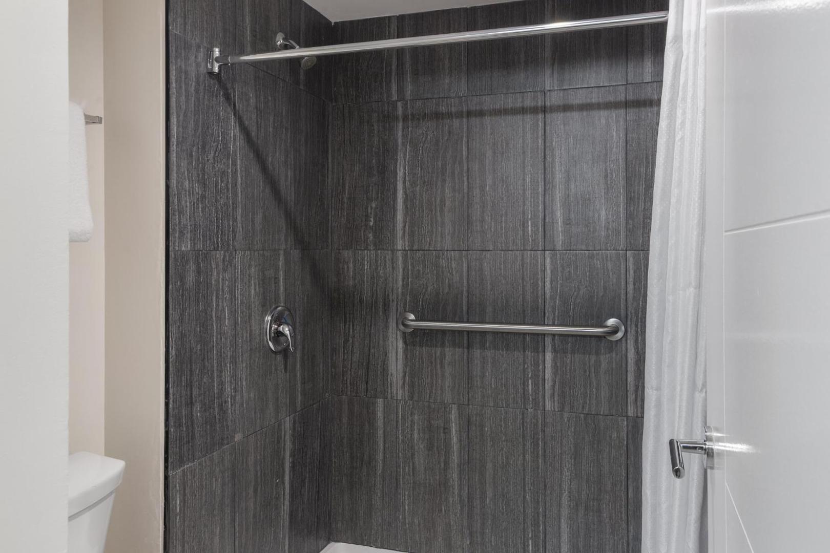 HOM Hotel Gainesville, SureStay Collection by Best Western HOM Hotel Gainesville, SureStay Collection by Best Western