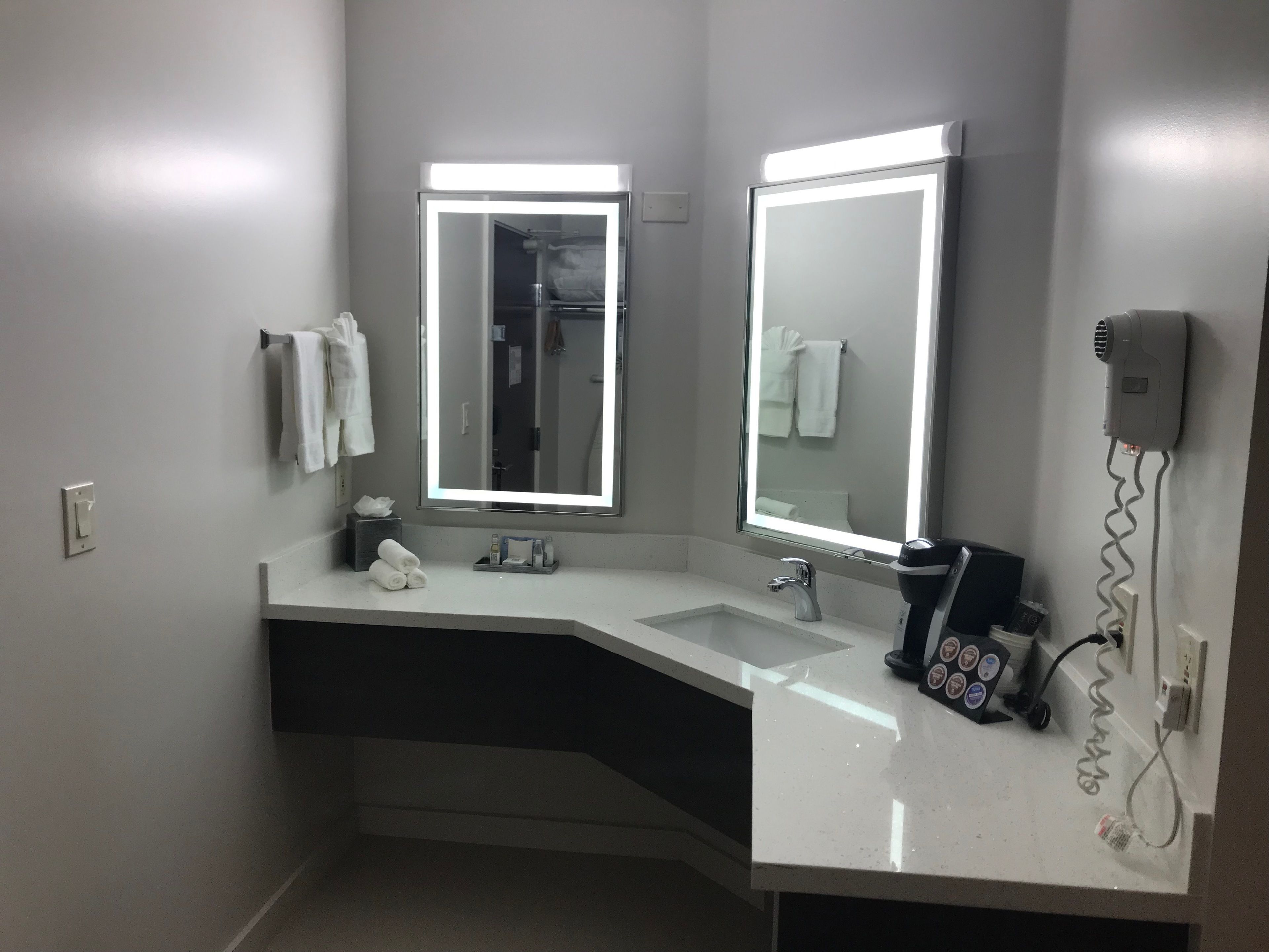 HOM Hotel Gainesville, SureStay Collection by Best Western HOM Hotel Gainesville, SureStay Collection by Best Western