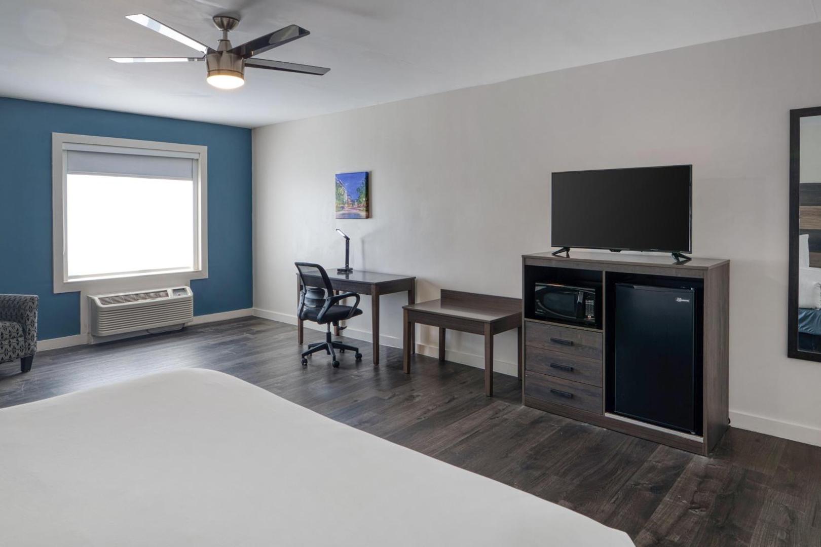 HOM Hotel Gainesville, SureStay Collection by Best Western HOM Hotel Gainesville, SureStay Collection by Best Western