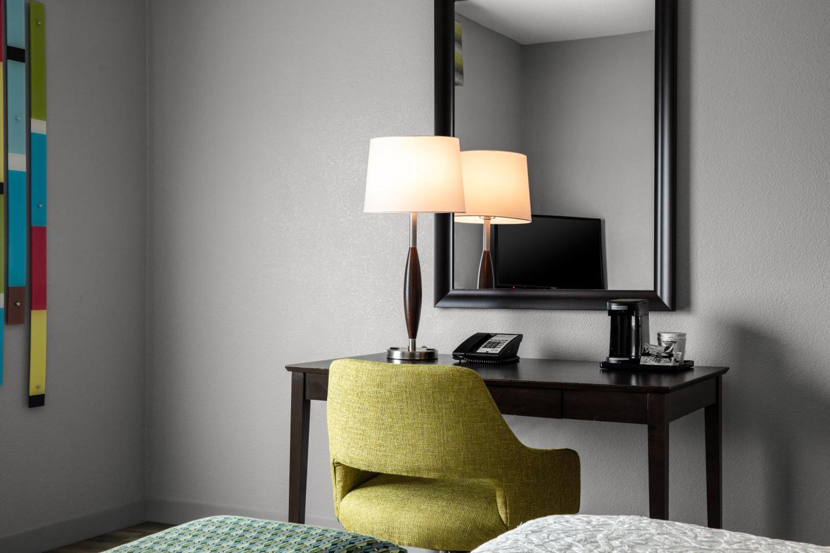 Hampton Inn and Suites Miami-South/Homestead Hampton Inn and Suites Miami-South/Homestead