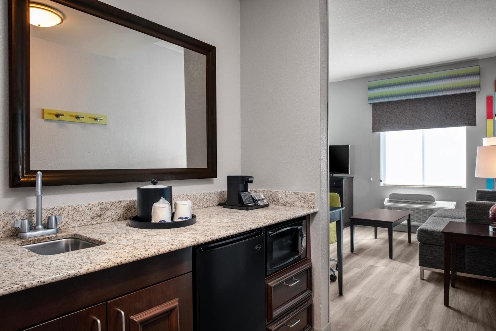 Hampton Inn and Suites Miami-South/Homestead Hampton Inn and Suites Miami-South/Homestead