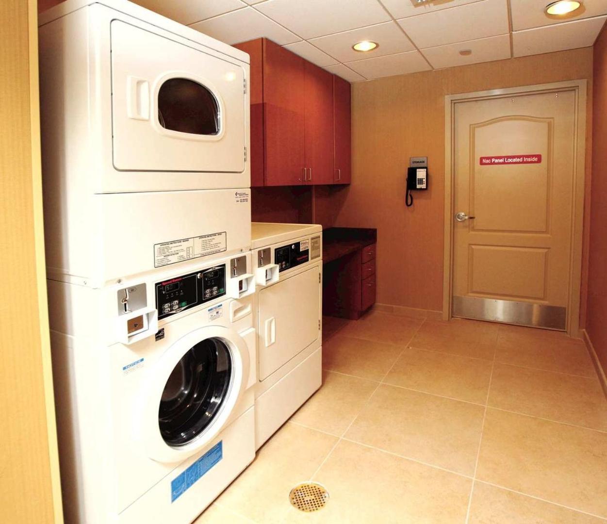 Hampton Inn and Suites Miami-South/Homestead Hampton Inn and Suites Miami-South/Homestead