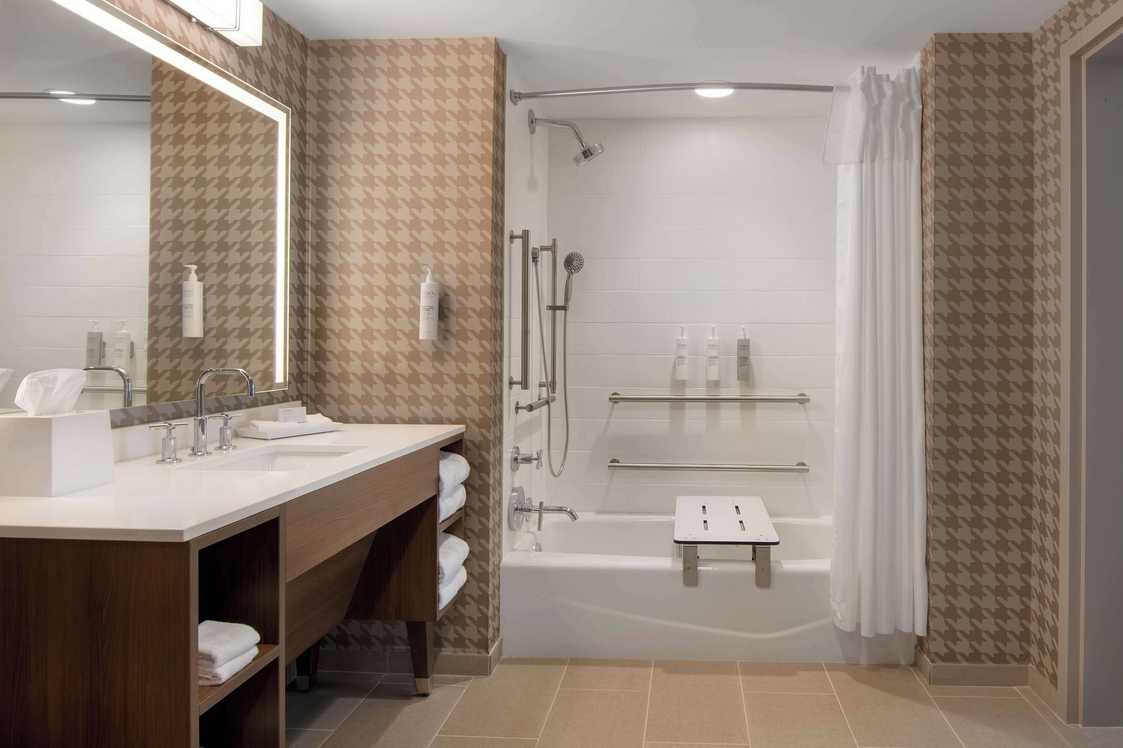 Home2 Suites by Hilton Jacksonville Downtown