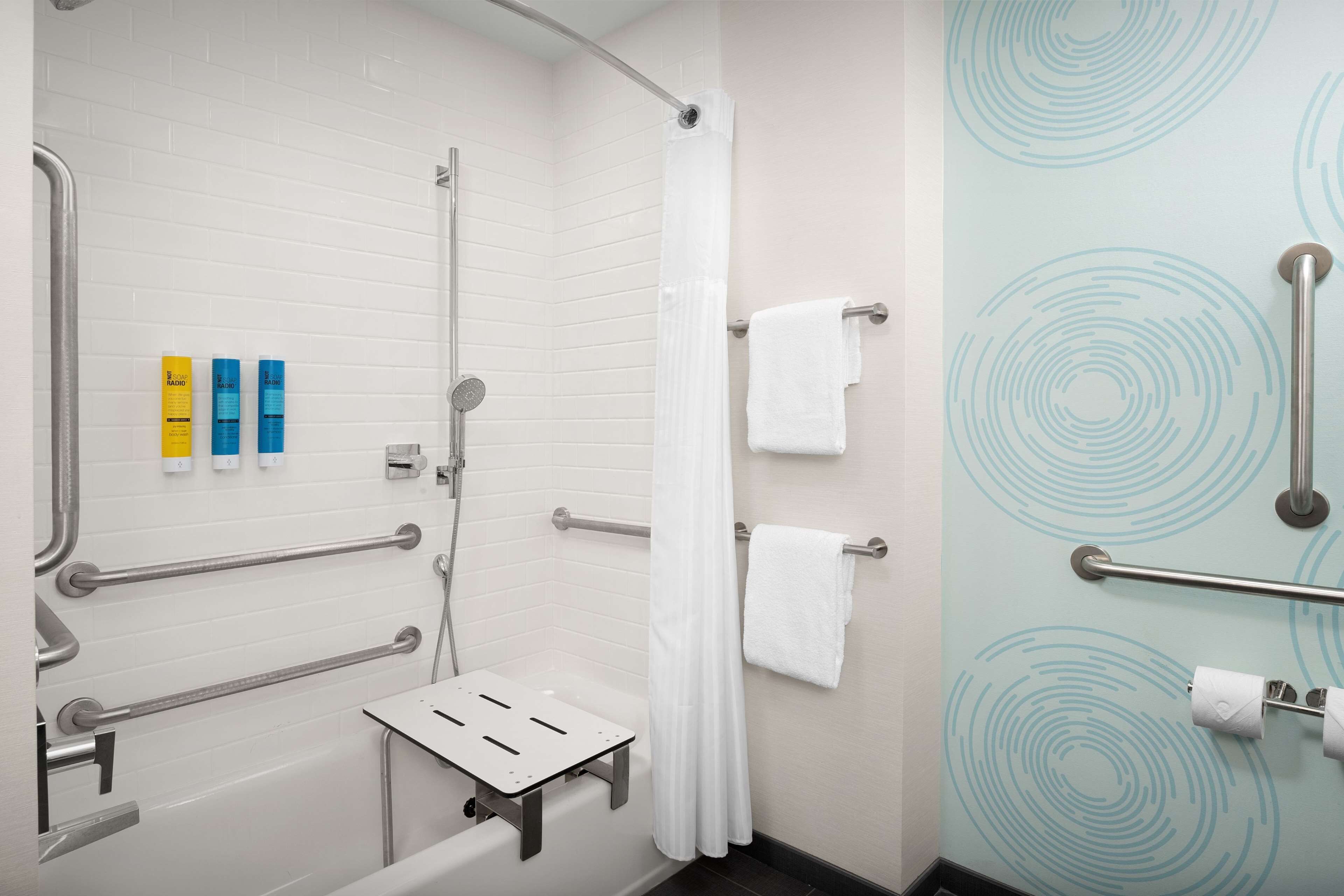 Tru by Hilton Jacksonville Airport I-95