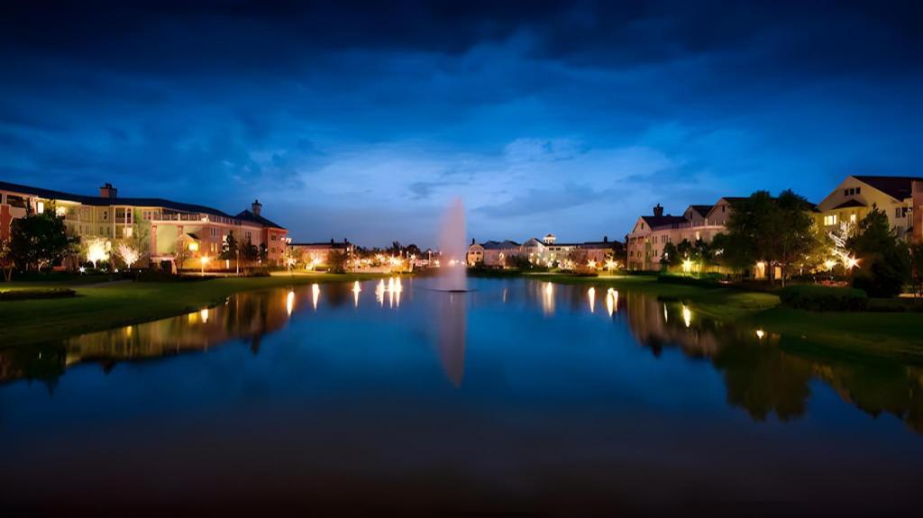 Disney's Saratoga Springs Resort & Spa