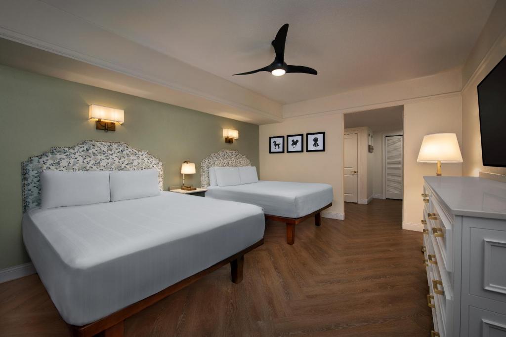 Disney's Saratoga Springs Resort & Spa