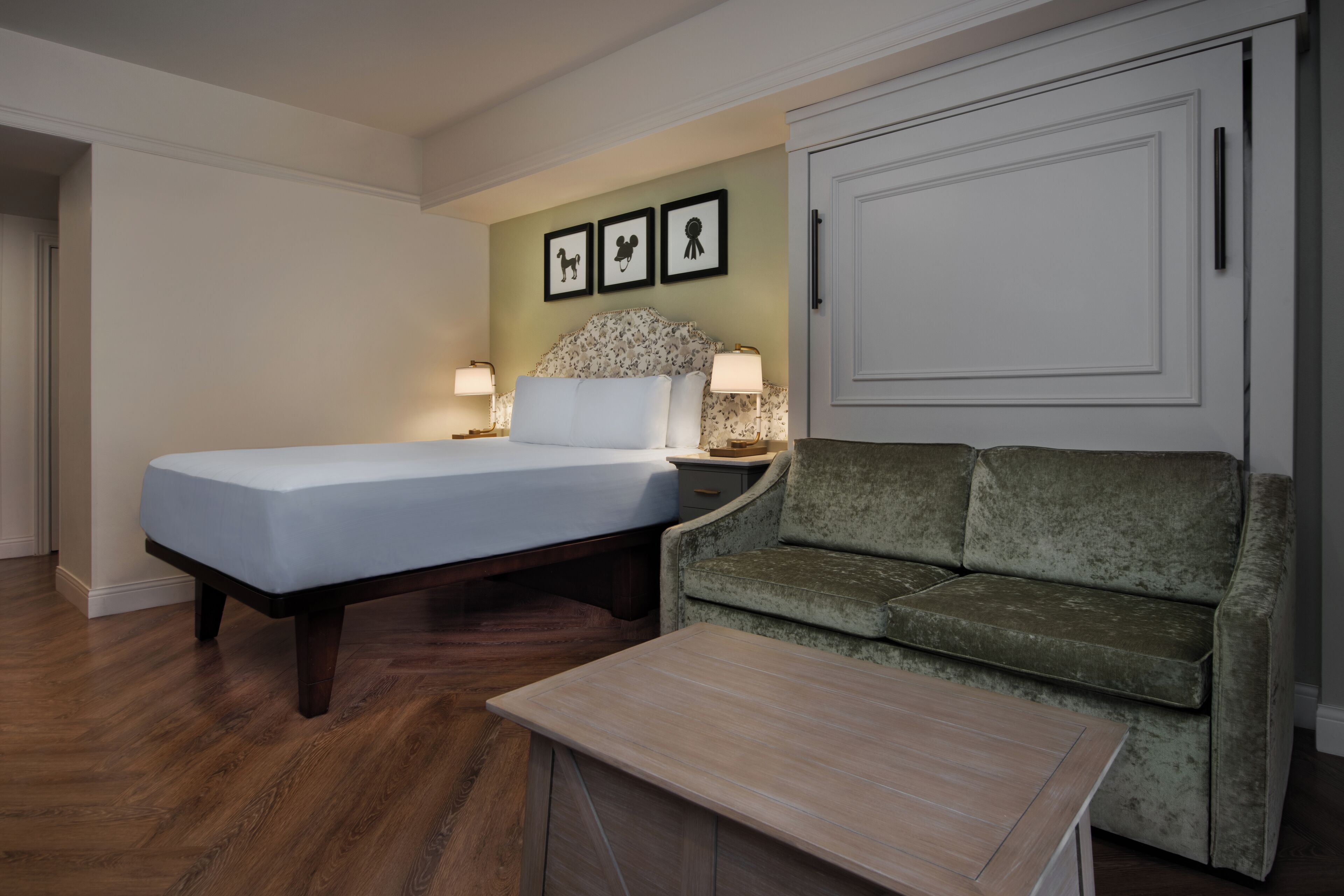 Disney's Saratoga Springs Resort & Spa