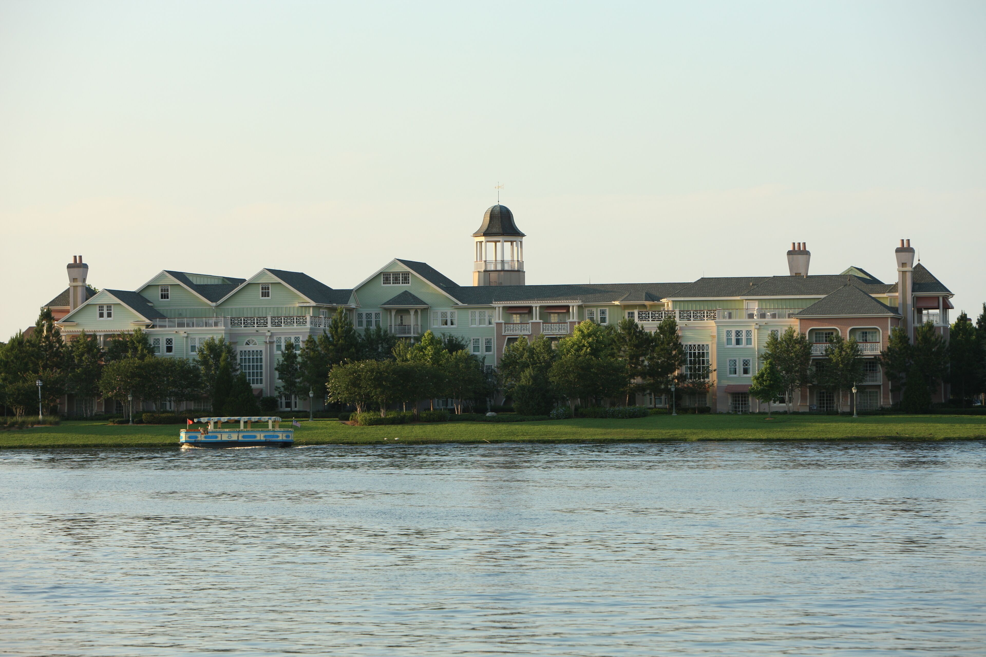 Disney's Saratoga Springs Resort & Spa