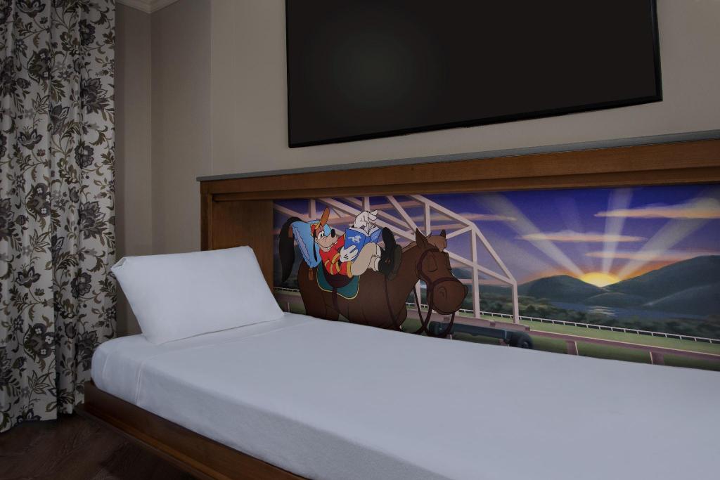 Disney's Saratoga Springs Resort & Spa