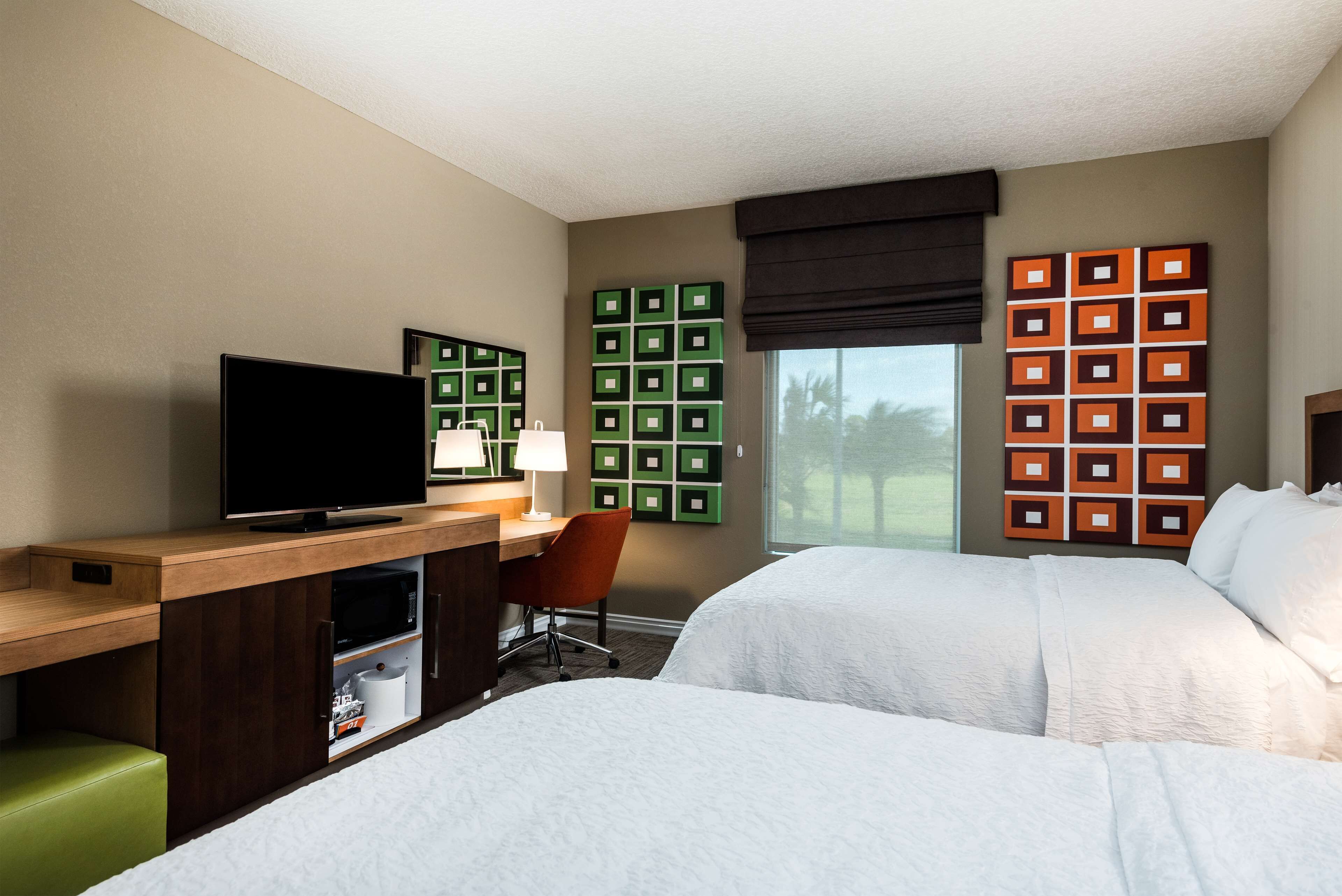 Hampton Inn & Suites West Melbourne Palm Bay Road Hampton Inn & Suites West Melbourne Palm Bay Road