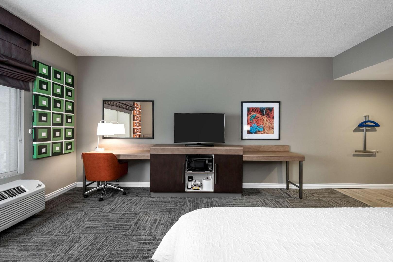 Hampton Inn & Suites West Melbourne Palm Bay Road Hampton Inn & Suites West Melbourne Palm Bay Road