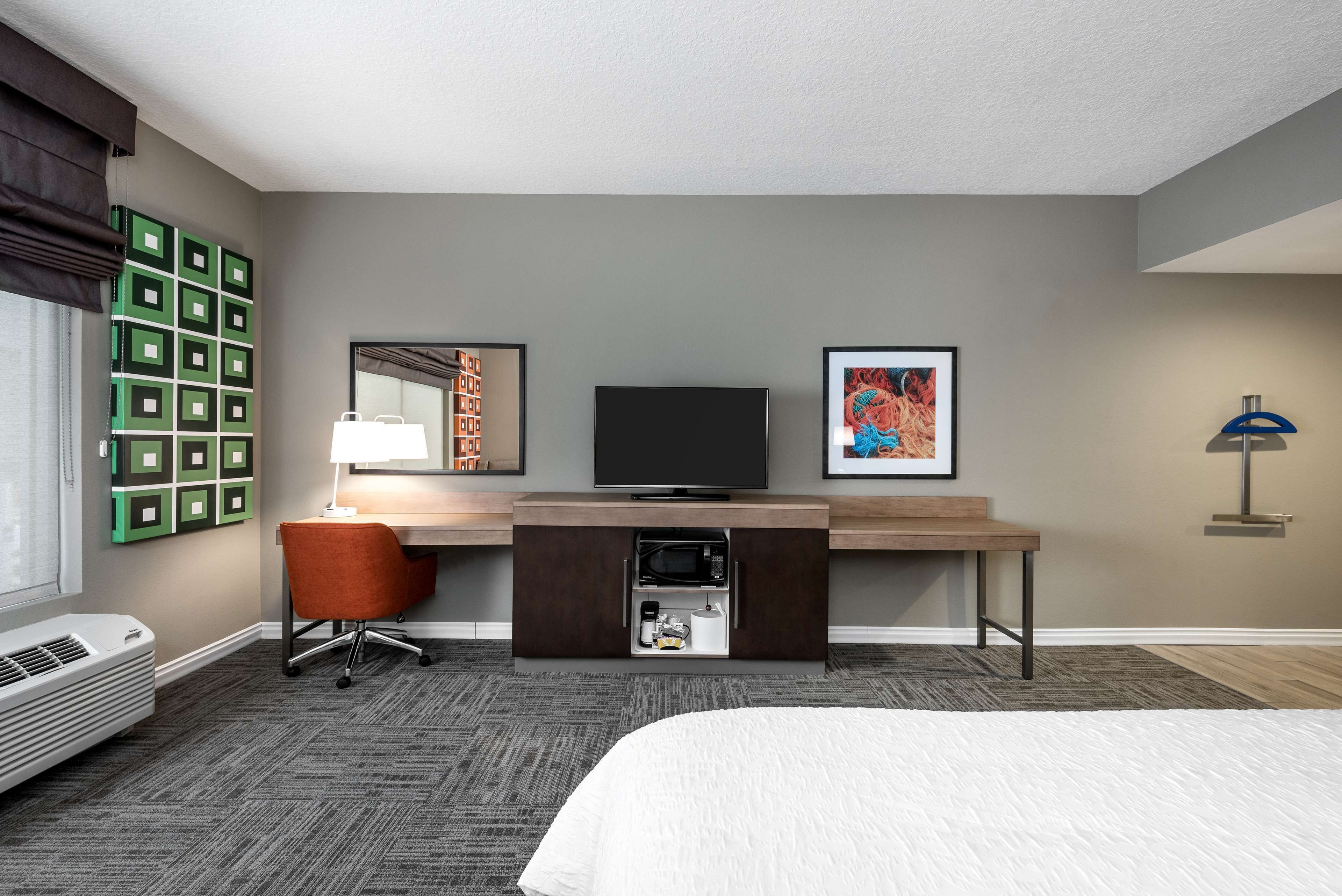 Hampton Inn & Suites West Melbourne Palm Bay Road Hampton Inn & Suites West Melbourne Palm Bay Road