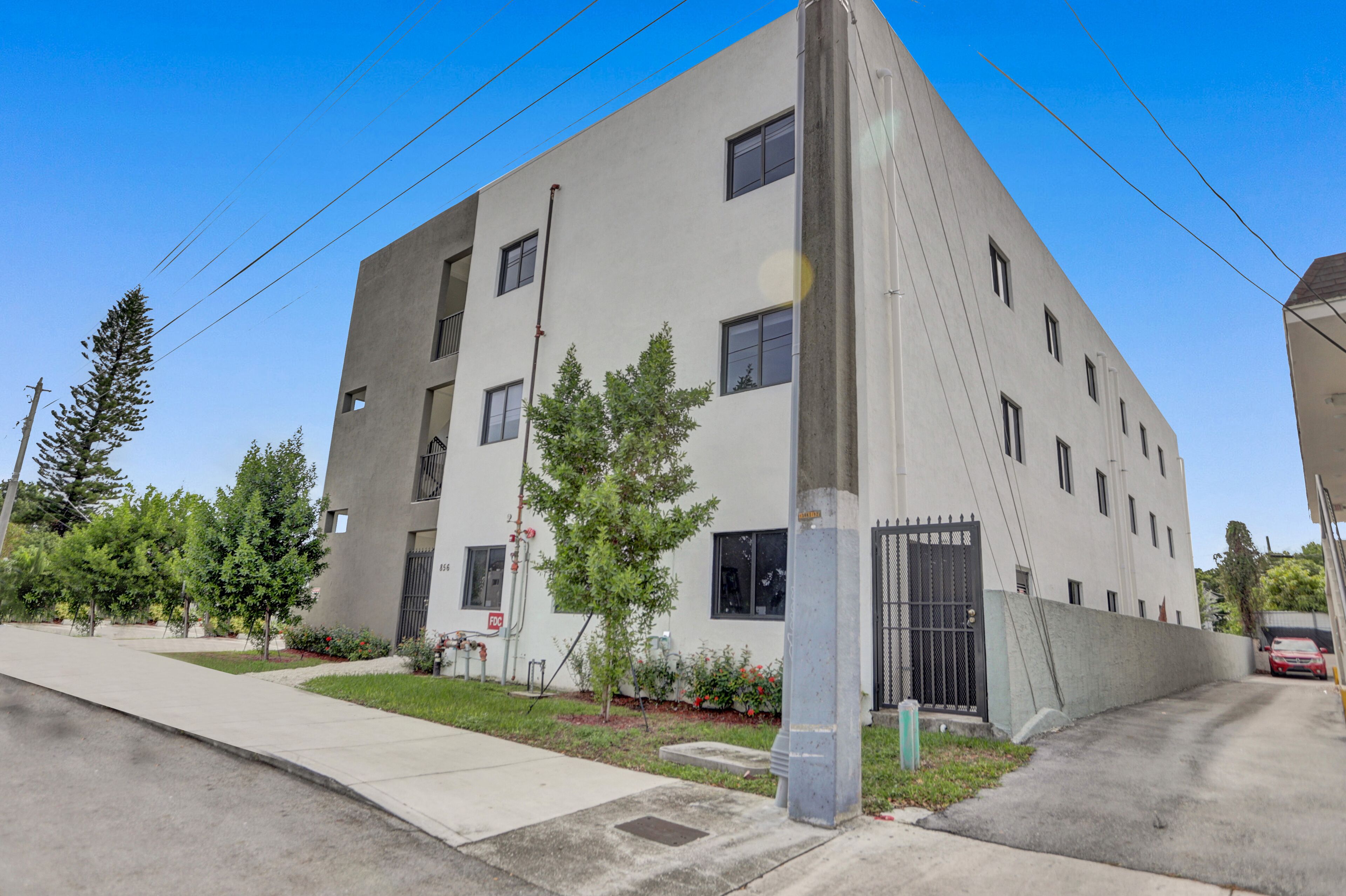 Renzzi Wynwood Apartments Renzzi Wynwood Apartments