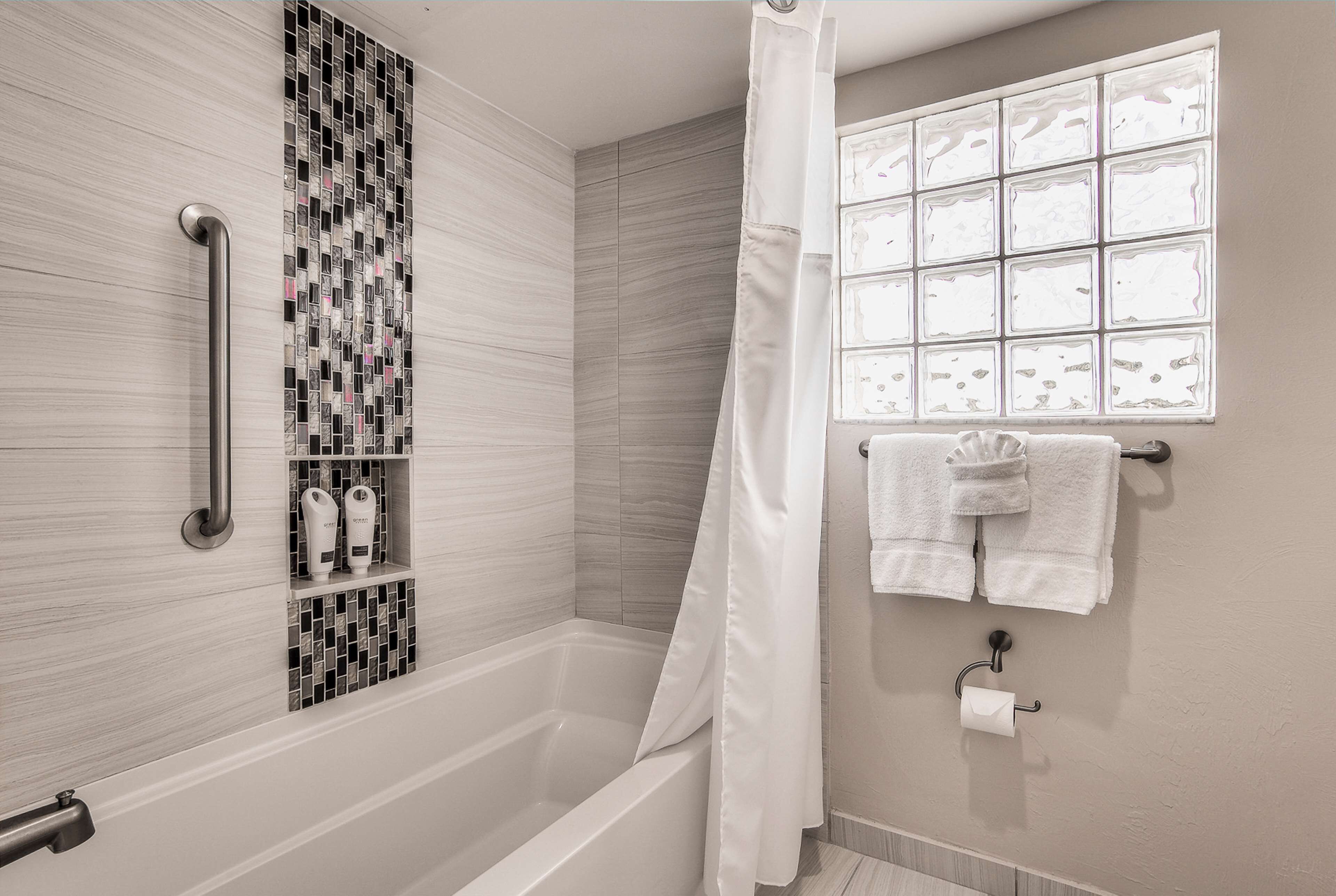 Inn of Naples, Tapestry Collection by Hilton Inn of Naples, Tapestry Collection by Hilton